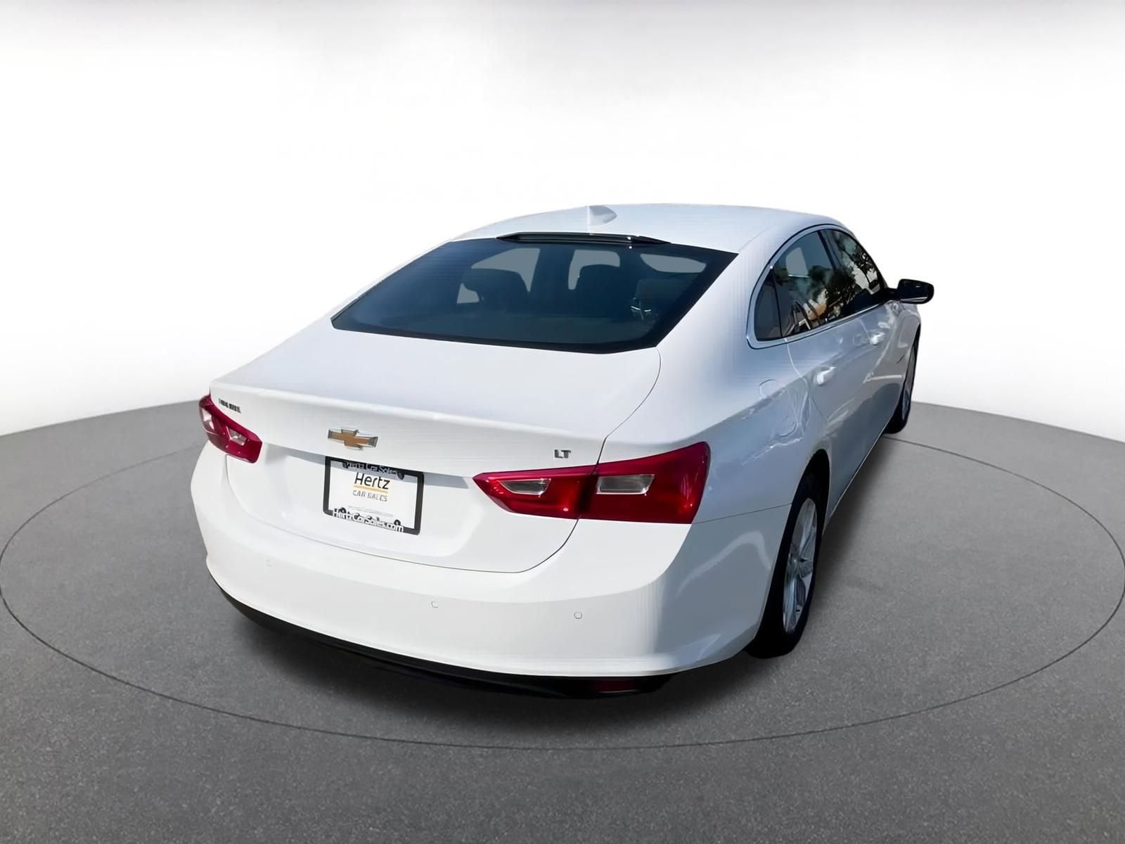 Thumbnail: 2023 Chevrolet Malibu - 14