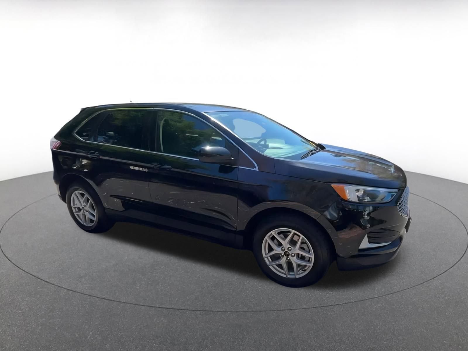 Thumbnail: 2024 Ford Edge - 2