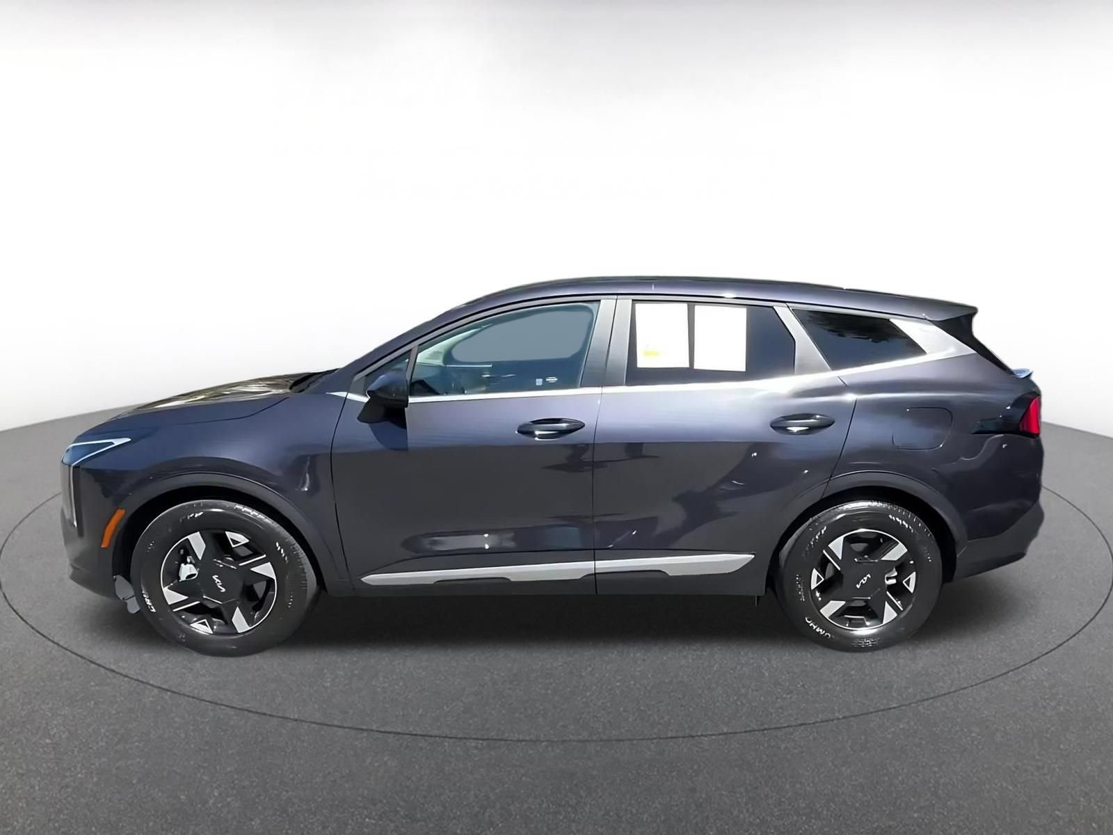 Thumbnail: 2026 Kia Sportage - 9
