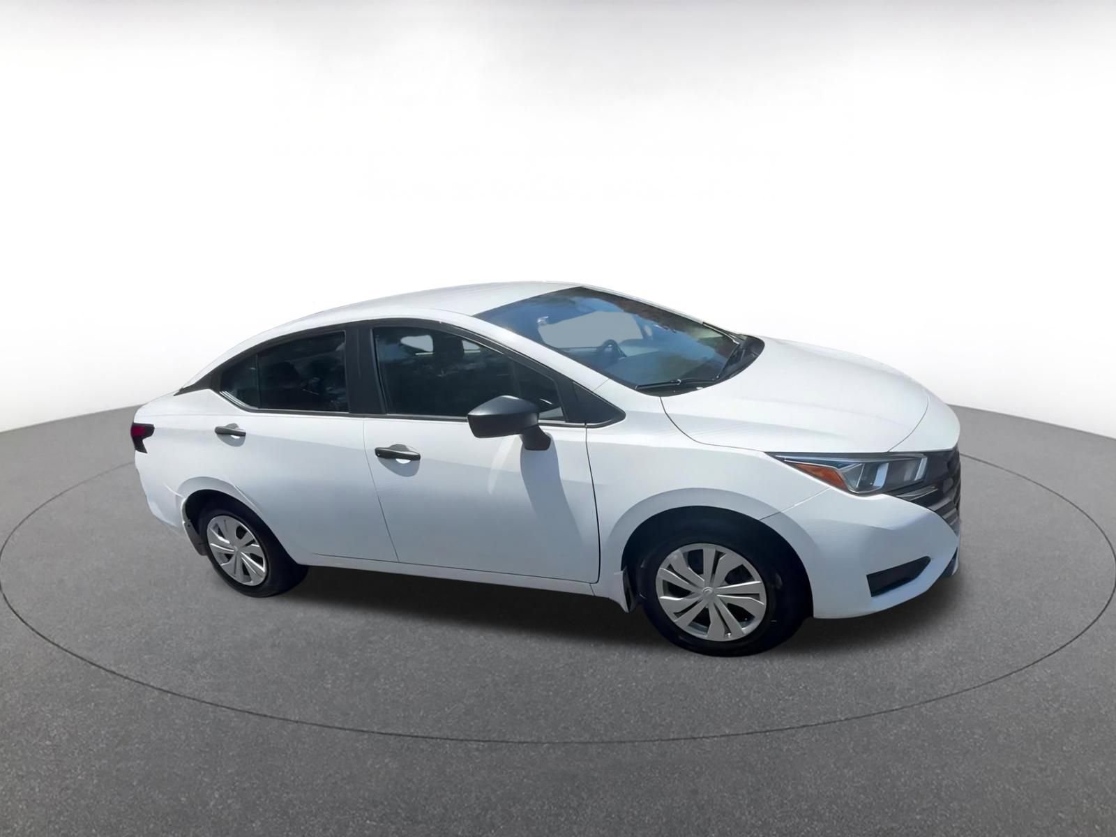 2024 Nissan Versa S 2