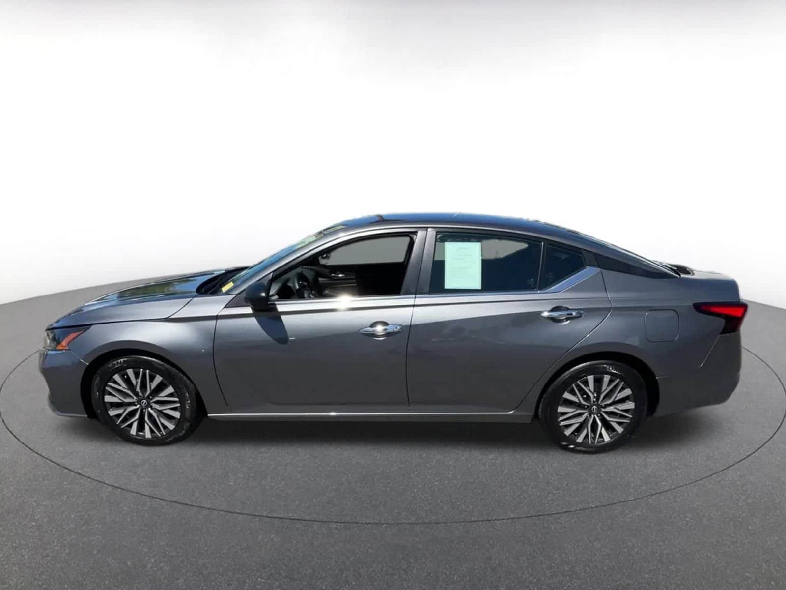 Thumbnail: 2024 Nissan Altima - 7