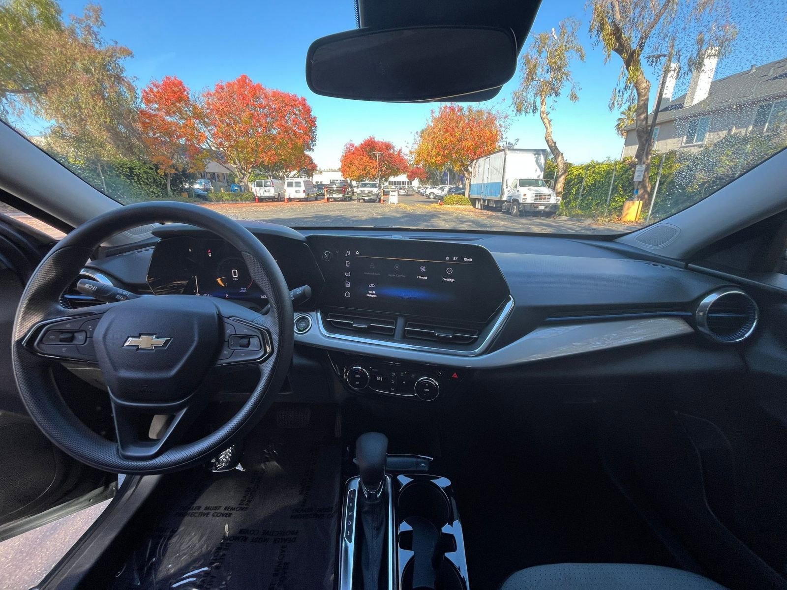 Thumbnail: 2025 Chevrolet Trax - 31