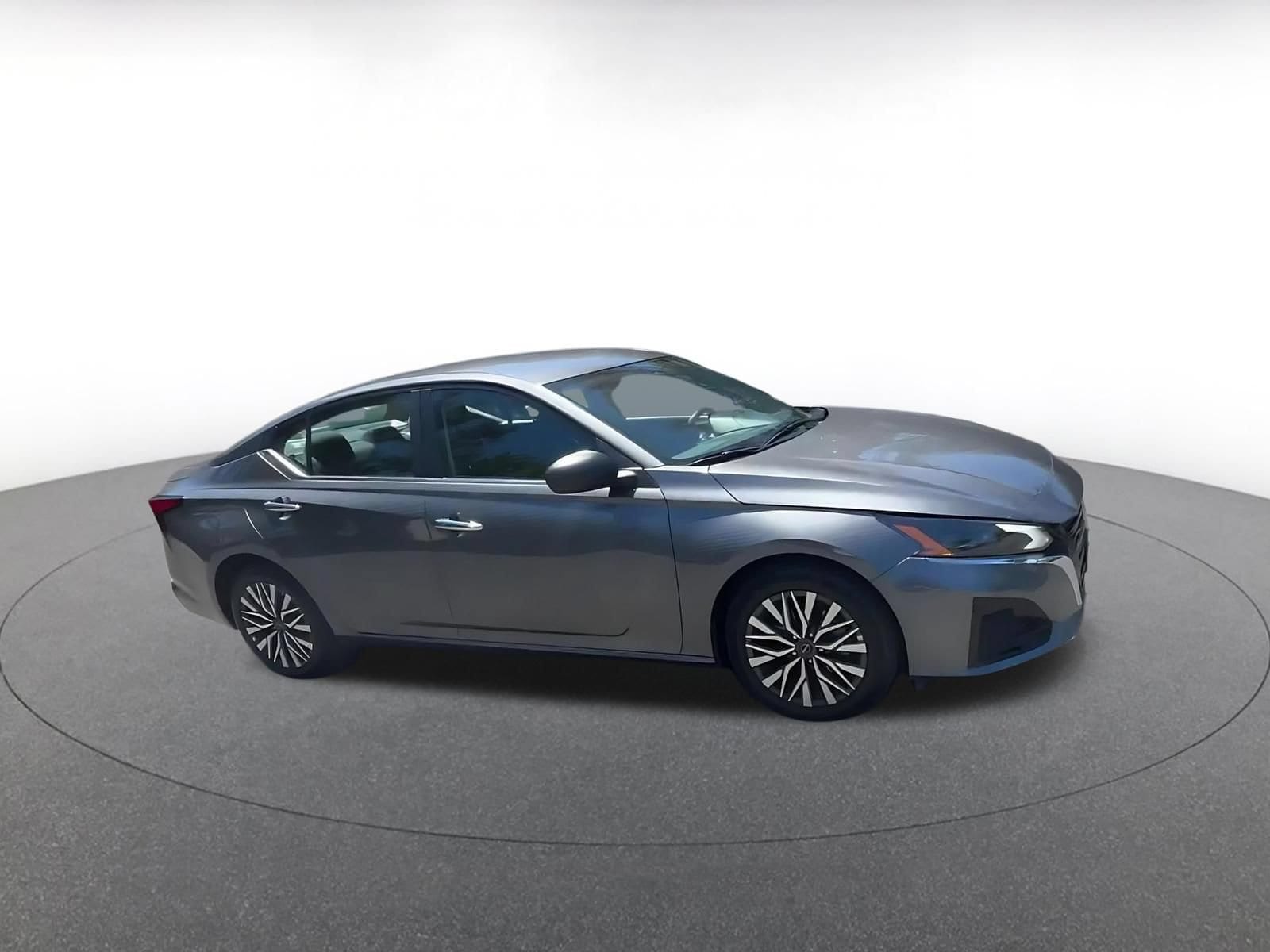 Thumbnail: 2025 Nissan Altima - 2