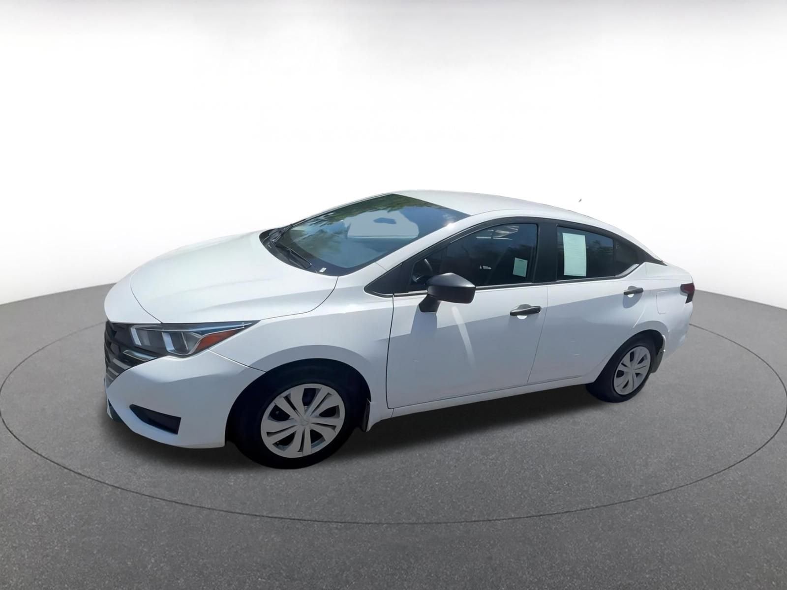 2024 Nissan Versa S 6