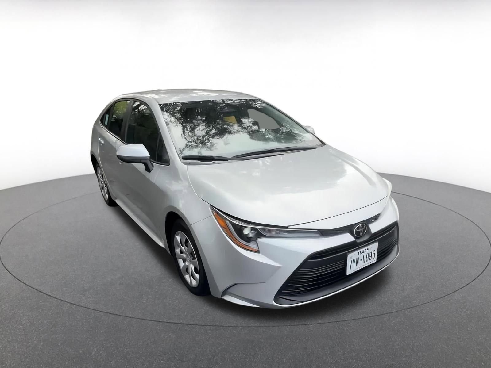 Thumbnail: 2025 Toyota Corolla - 3