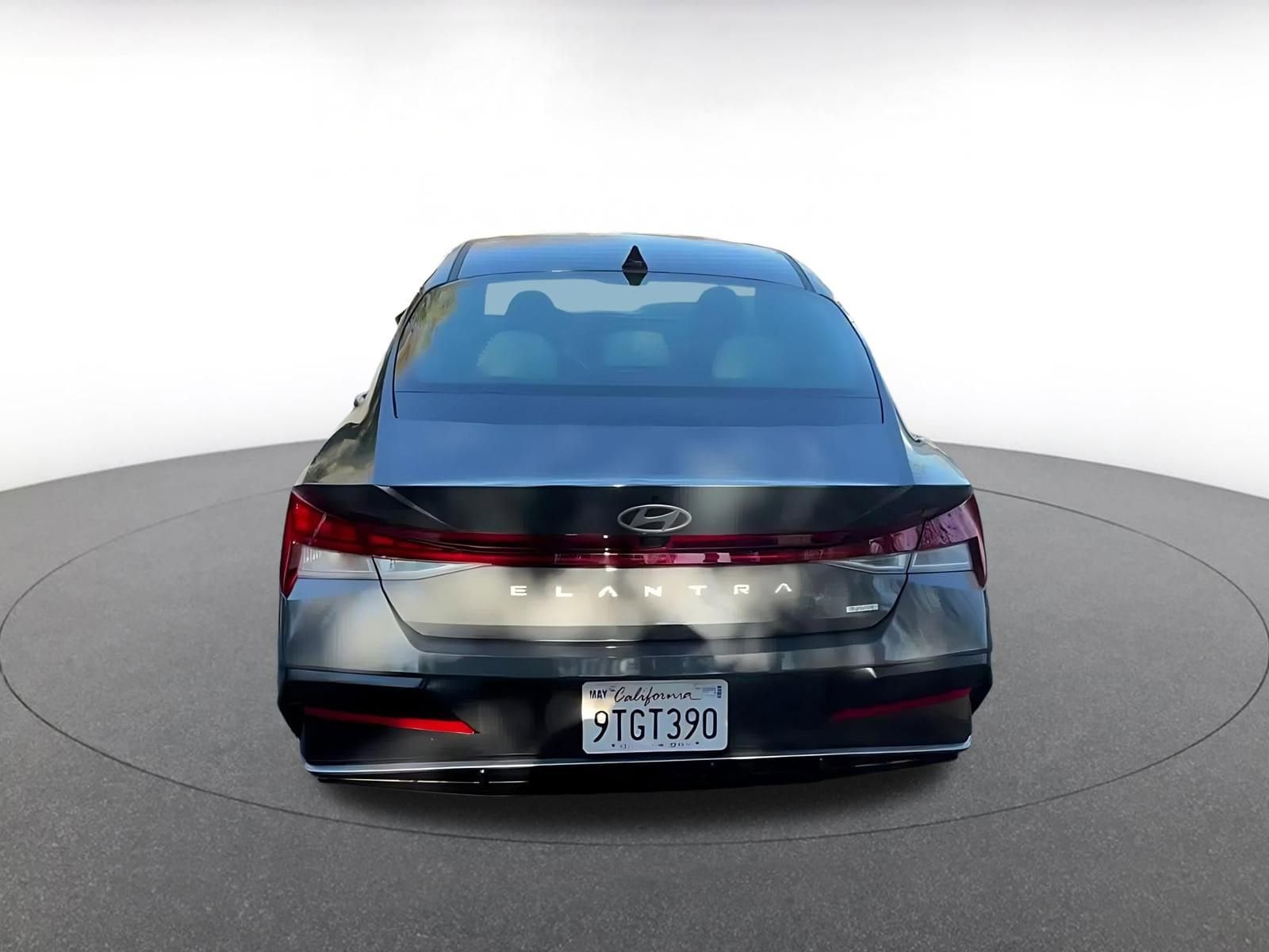 Thumbnail: 2025 Hyundai Elantra - 11