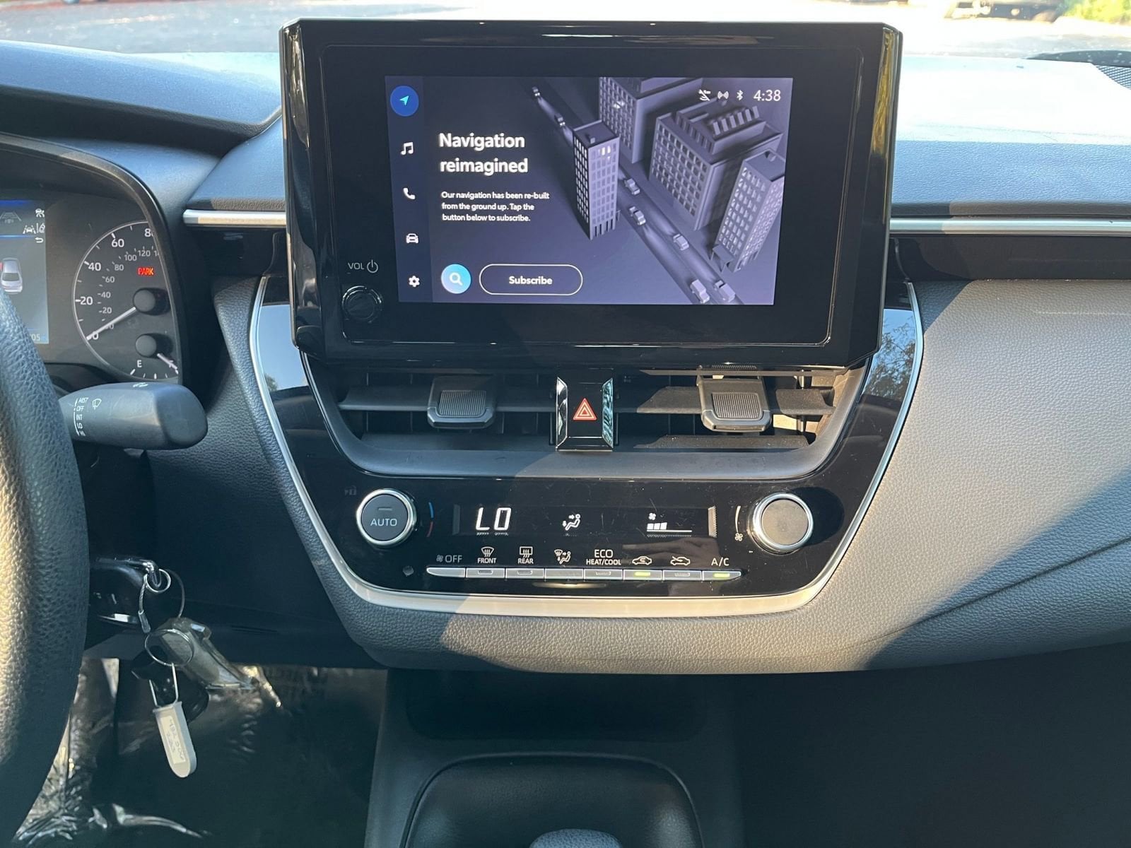 Thumbnail: 2025 Toyota Corolla - 18