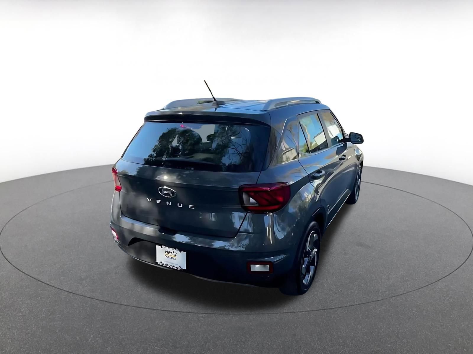 Thumbnail: 2025 Hyundai Venue - 15