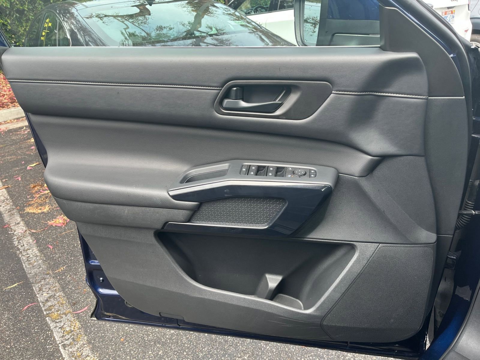 Thumbnail: 2025 Nissan Pathfinder - 18