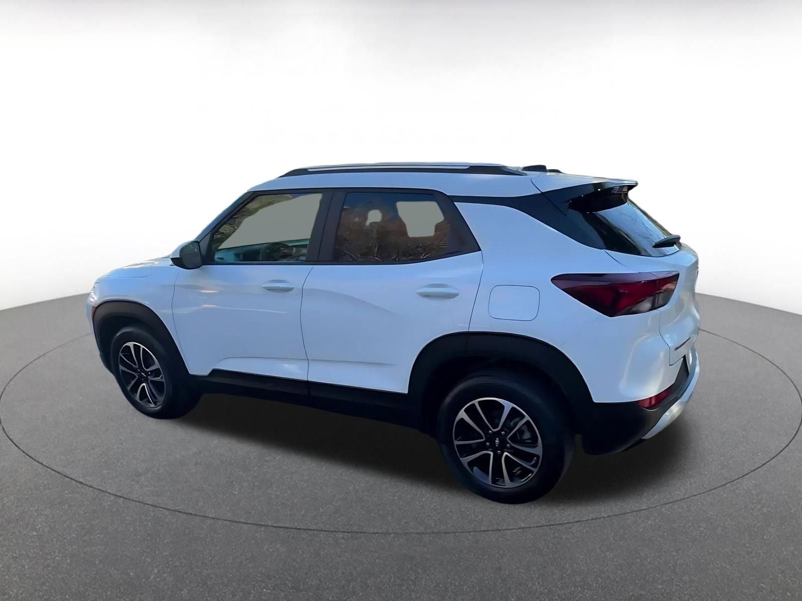 Thumbnail: 2025 Chevrolet TrailBlazer - 10