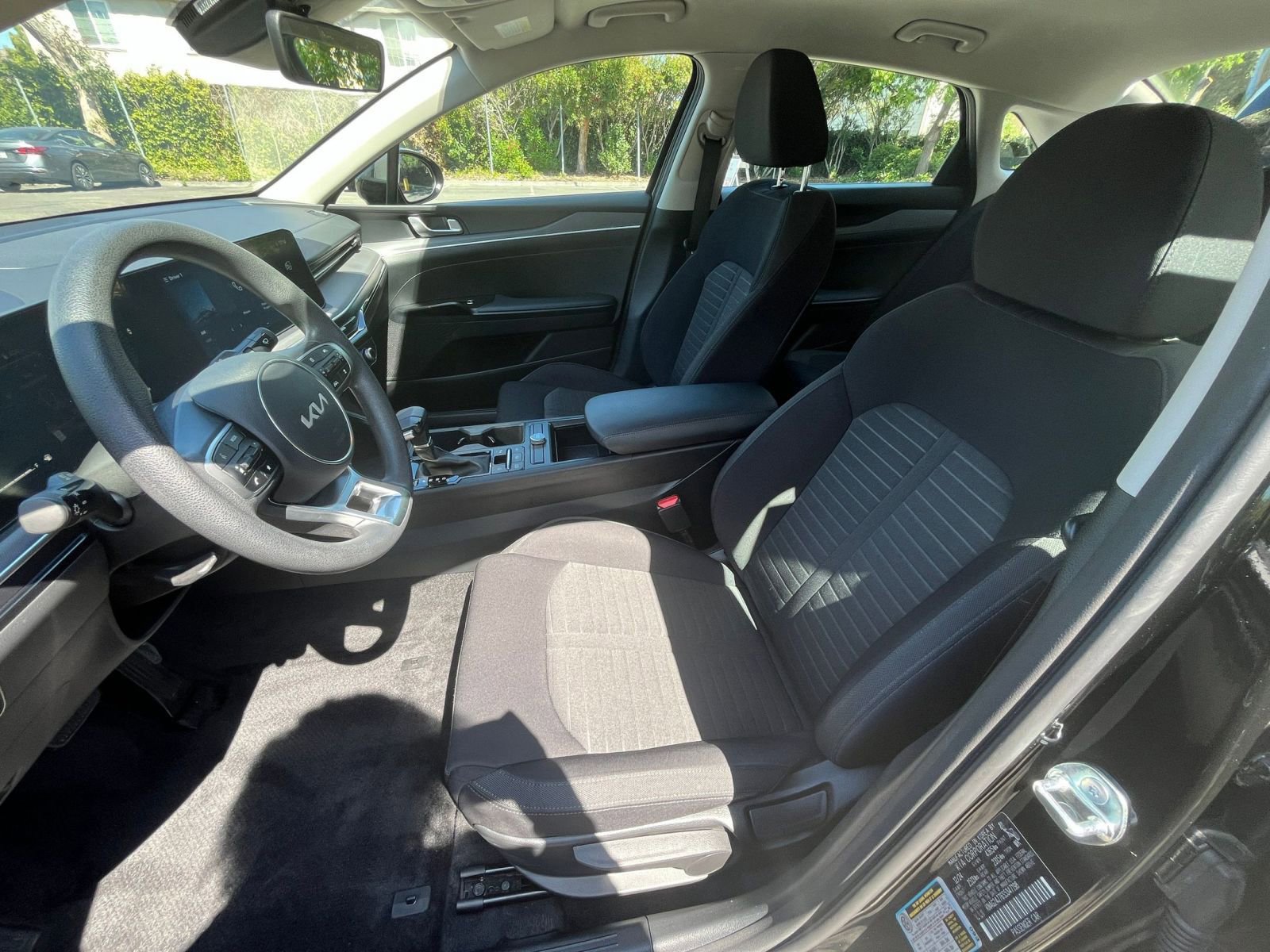 Thumbnail: 2025 Kia K5 - 25