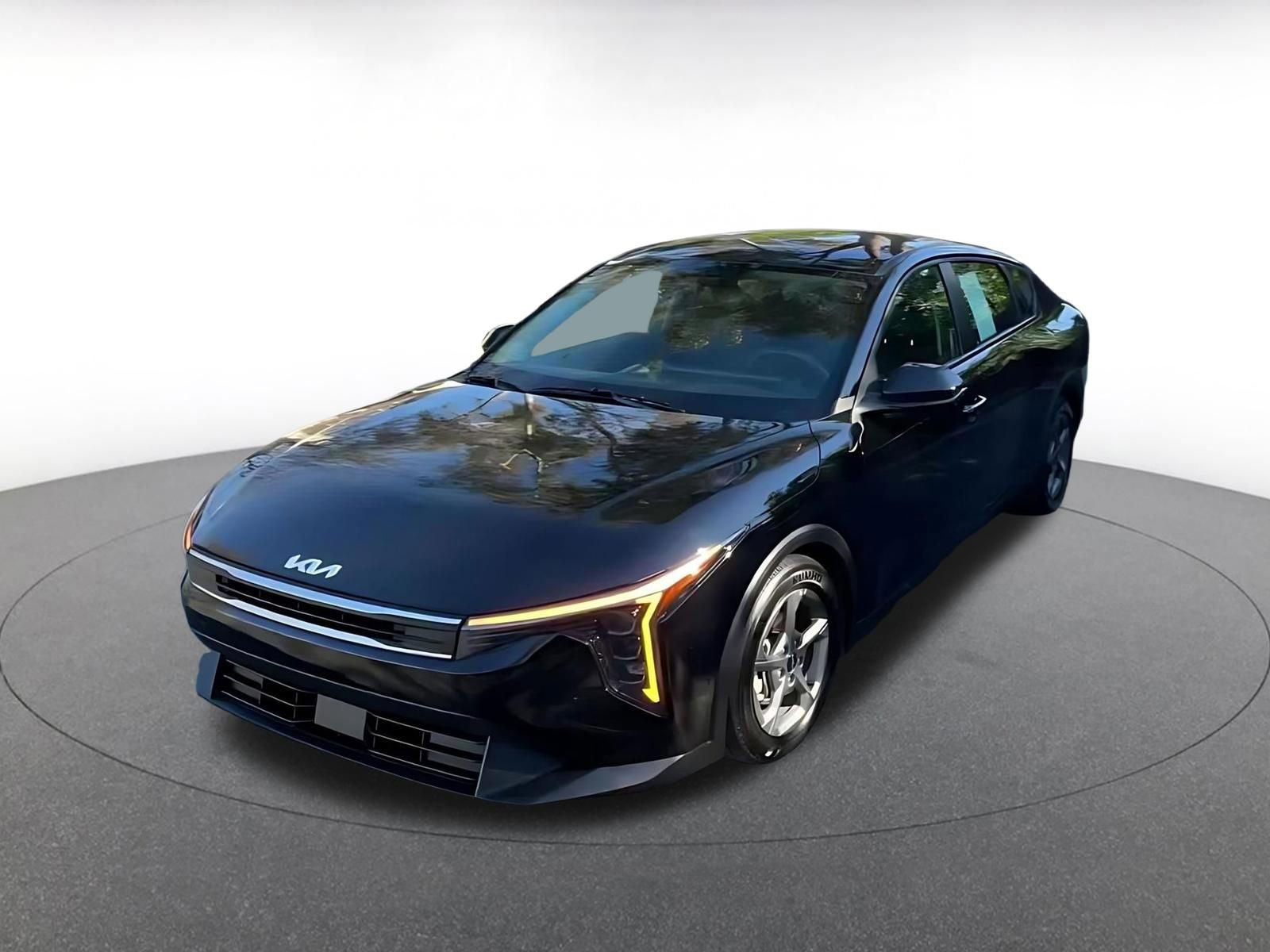 Thumbnail: 2025 Kia K4 - 4