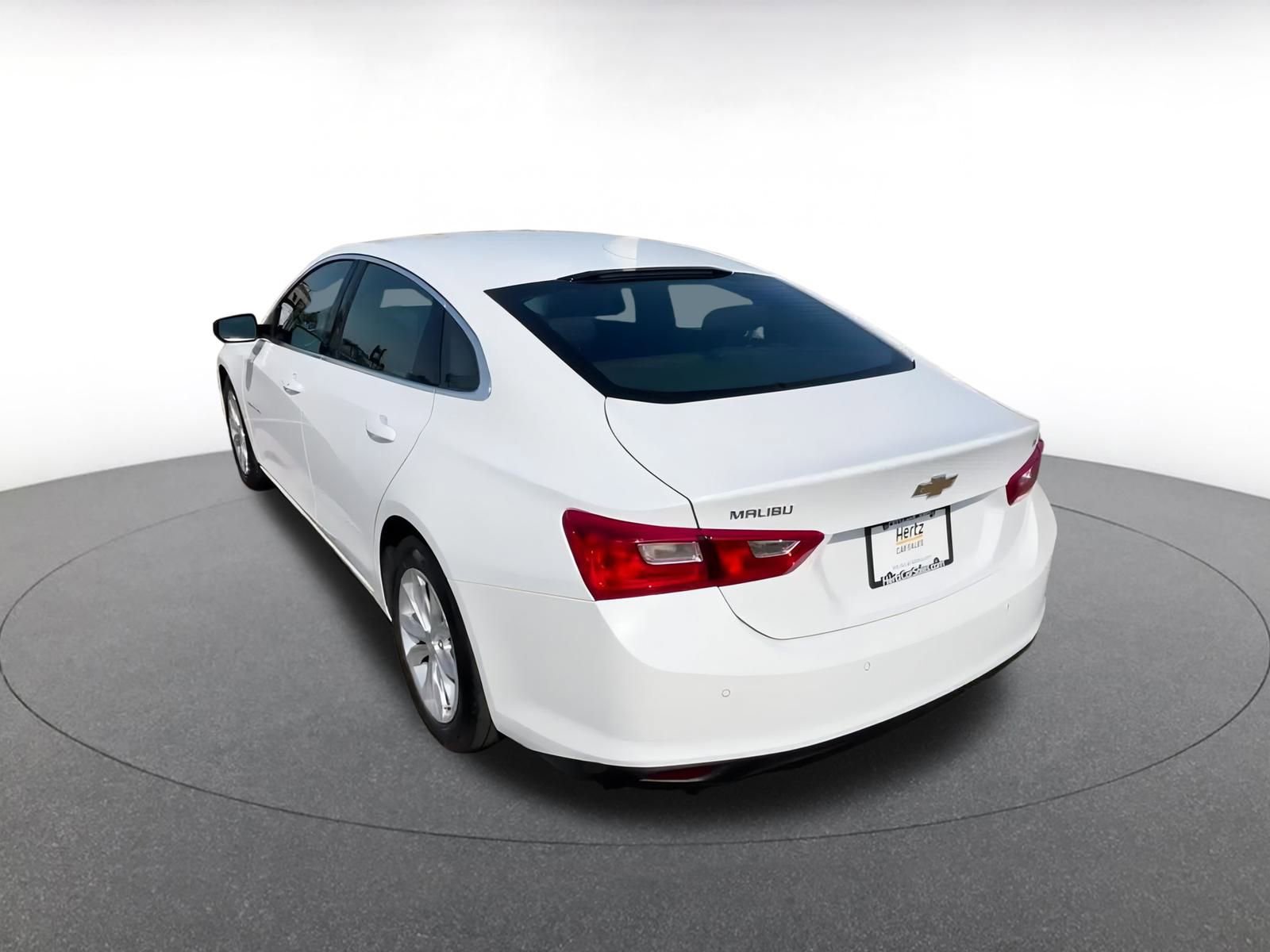 Thumbnail: 2023 Chevrolet Malibu - 11