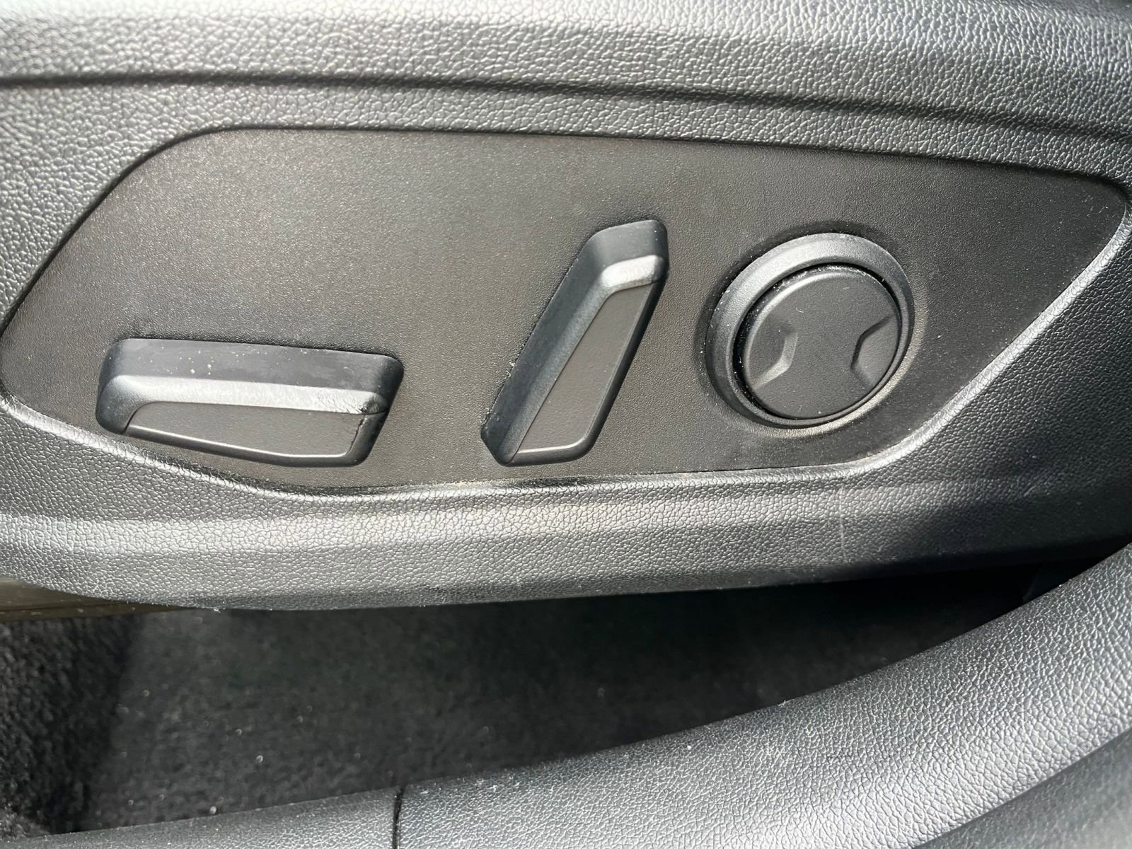 Thumbnail: 2024 Kia Sorento - 23