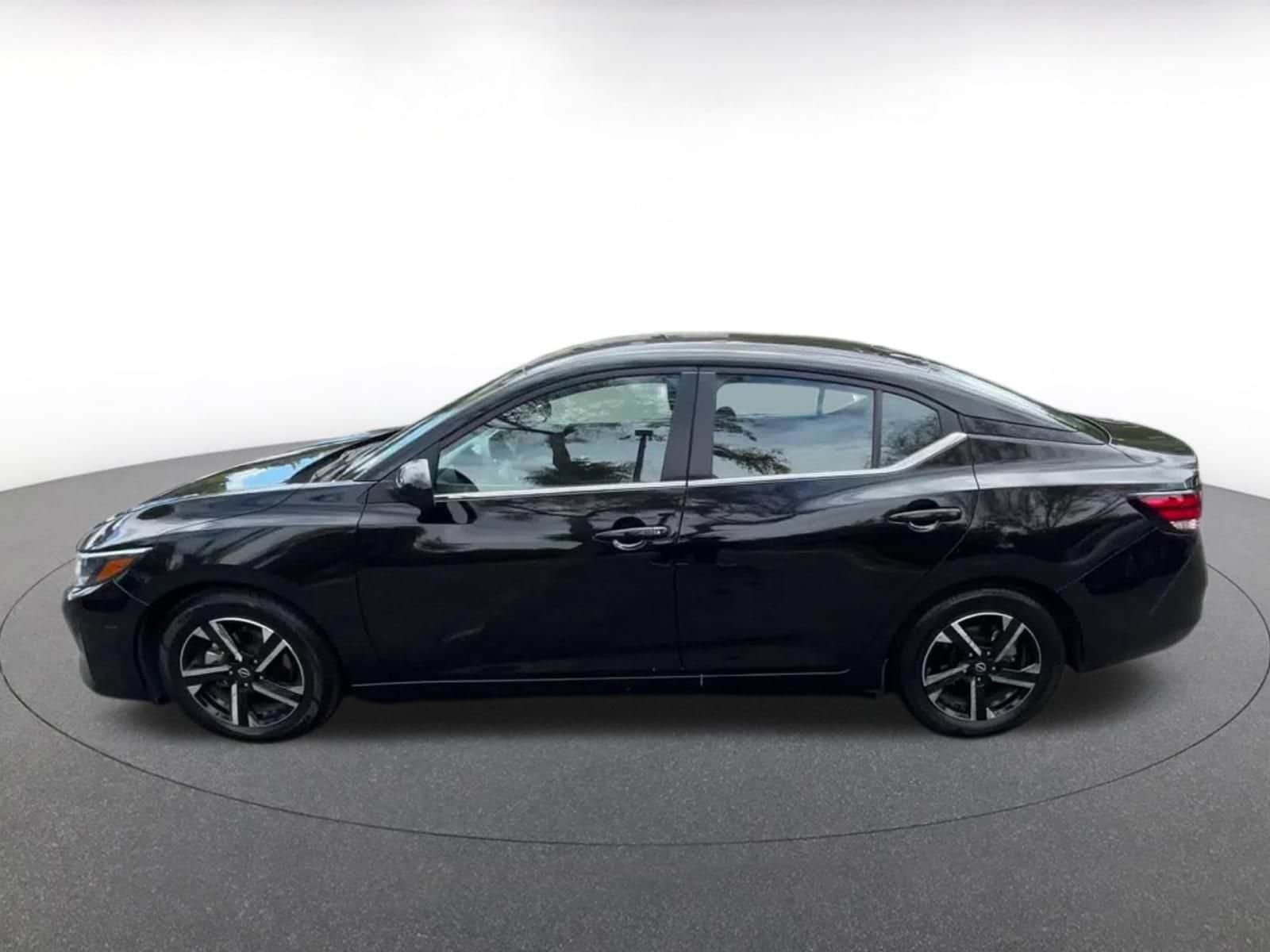 Thumbnail: 2025 Nissan Sentra - 8