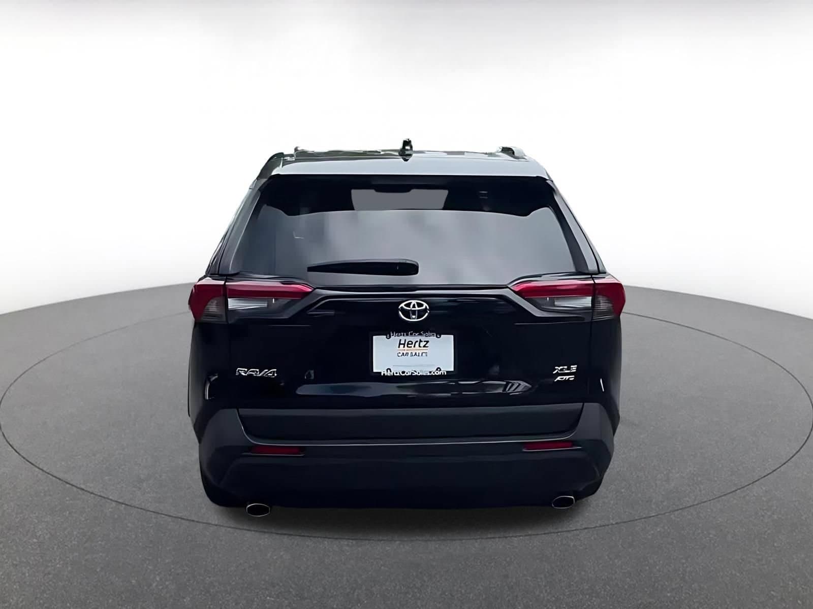Thumbnail: 2024 Toyota RAV4 - 12