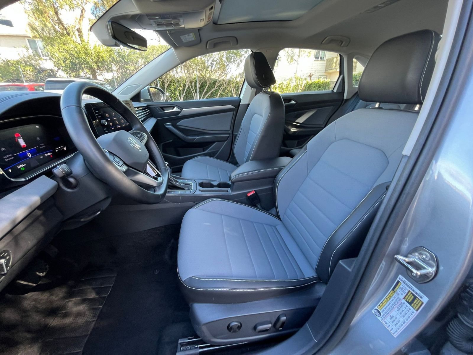 Thumbnail: 2025 Volkswagen Jetta - 27