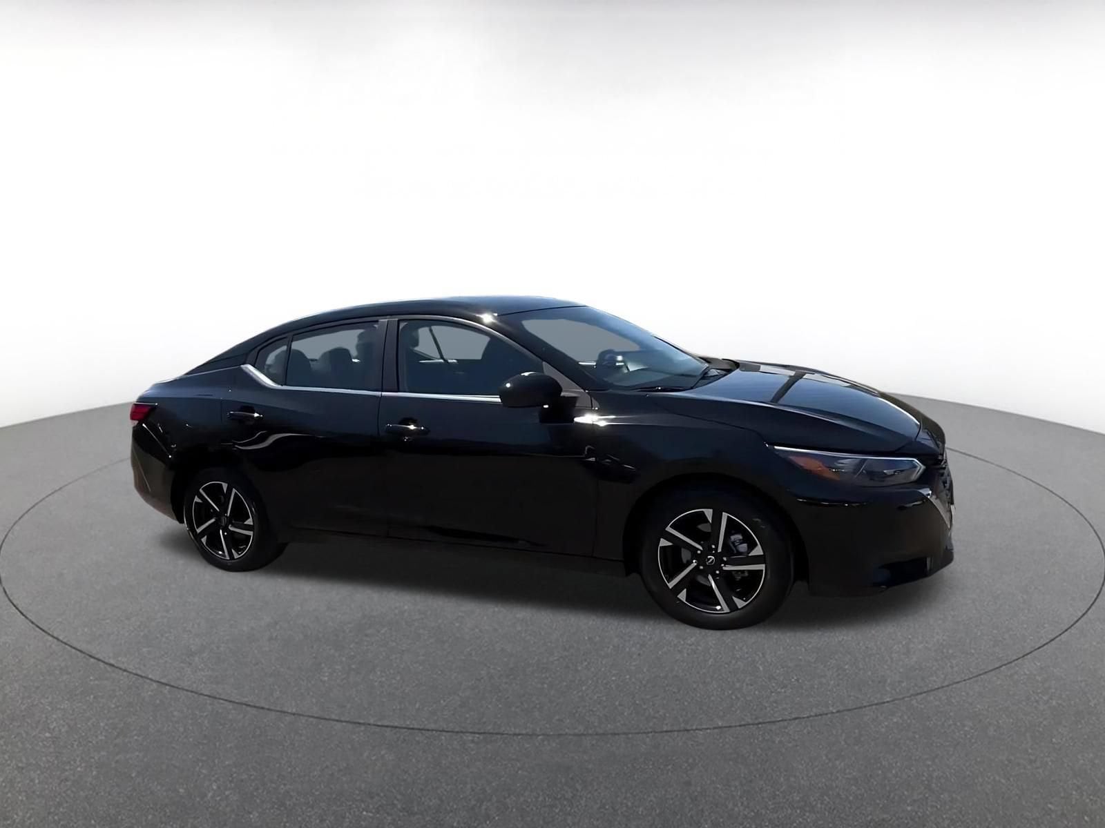 Thumbnail: 2025 Nissan Sentra - 2