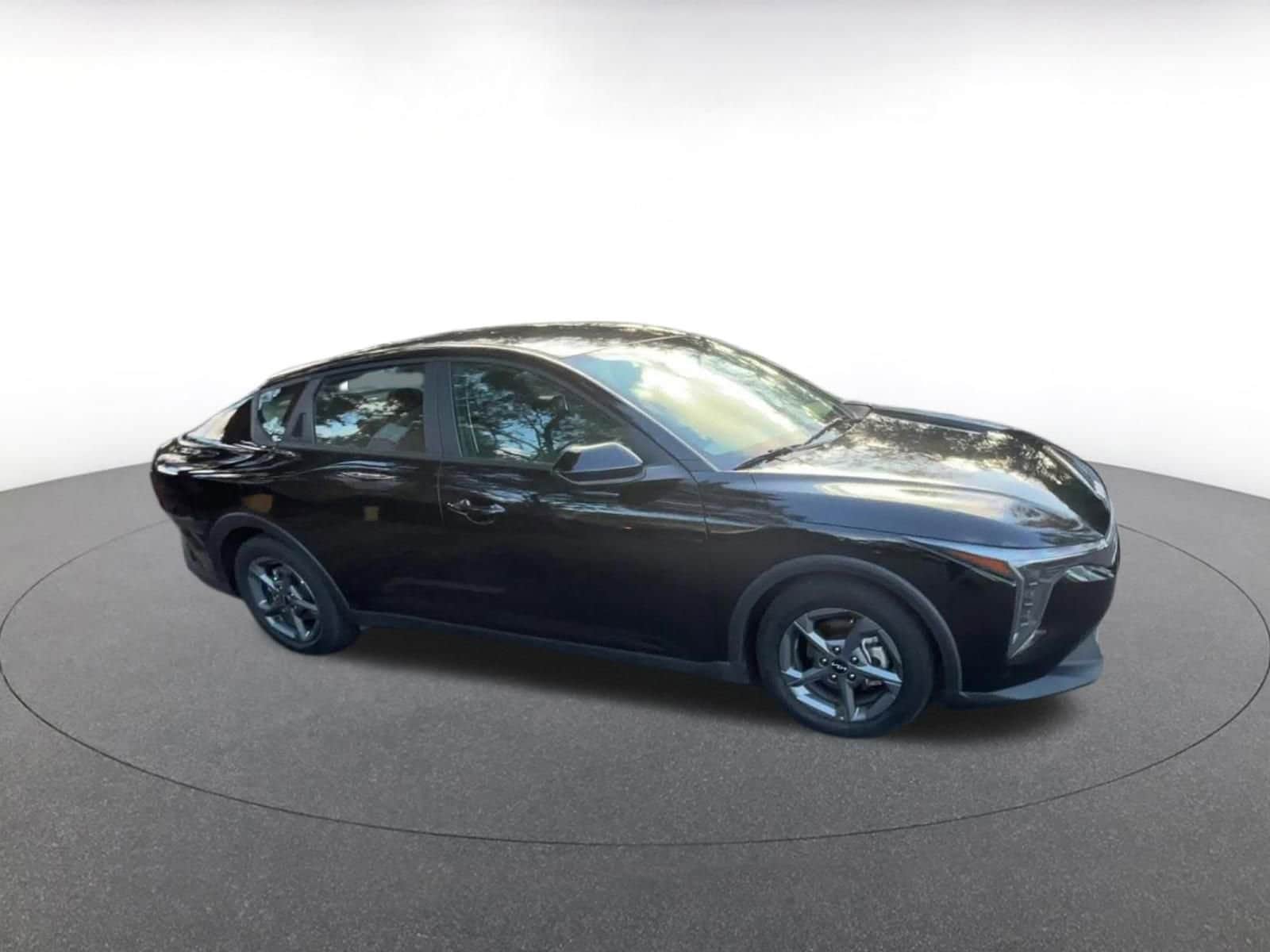 Thumbnail: 2025 Kia K4 - 2