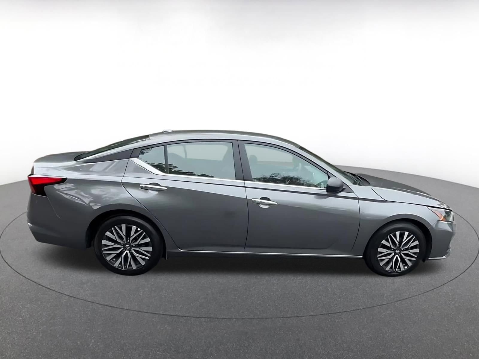 Thumbnail: 2025 Nissan Altima - 16