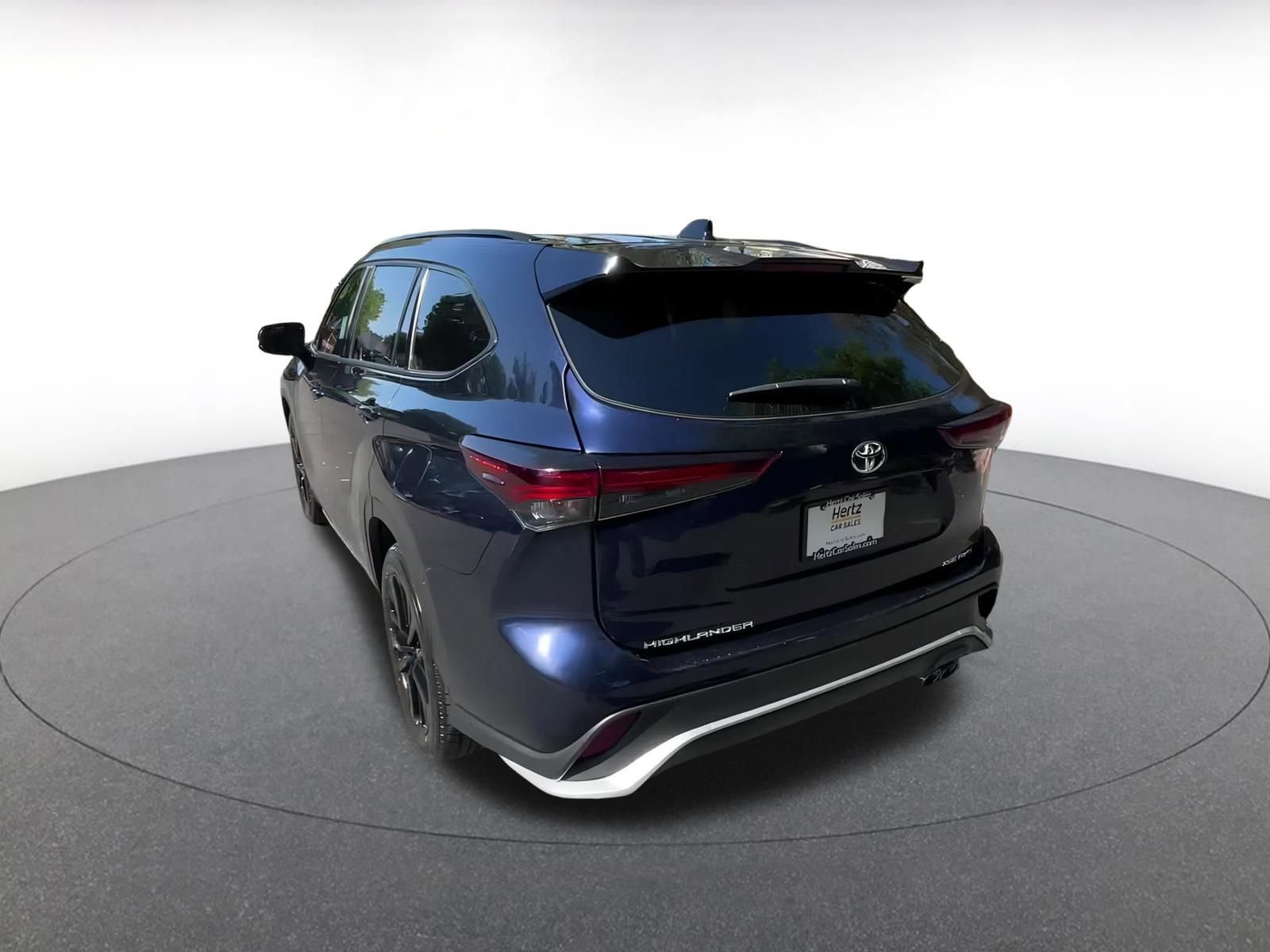 2024 Toyota Highlander XSE 9