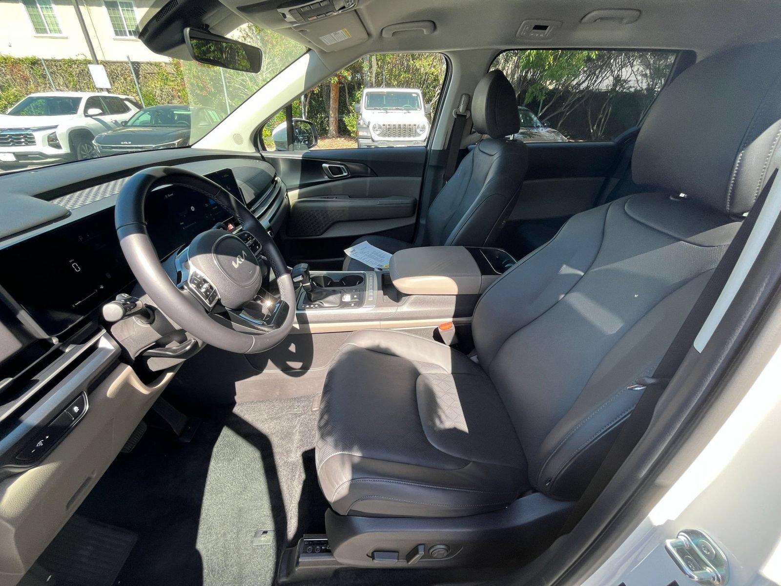 Thumbnail: 2026 Kia Carnival - 29