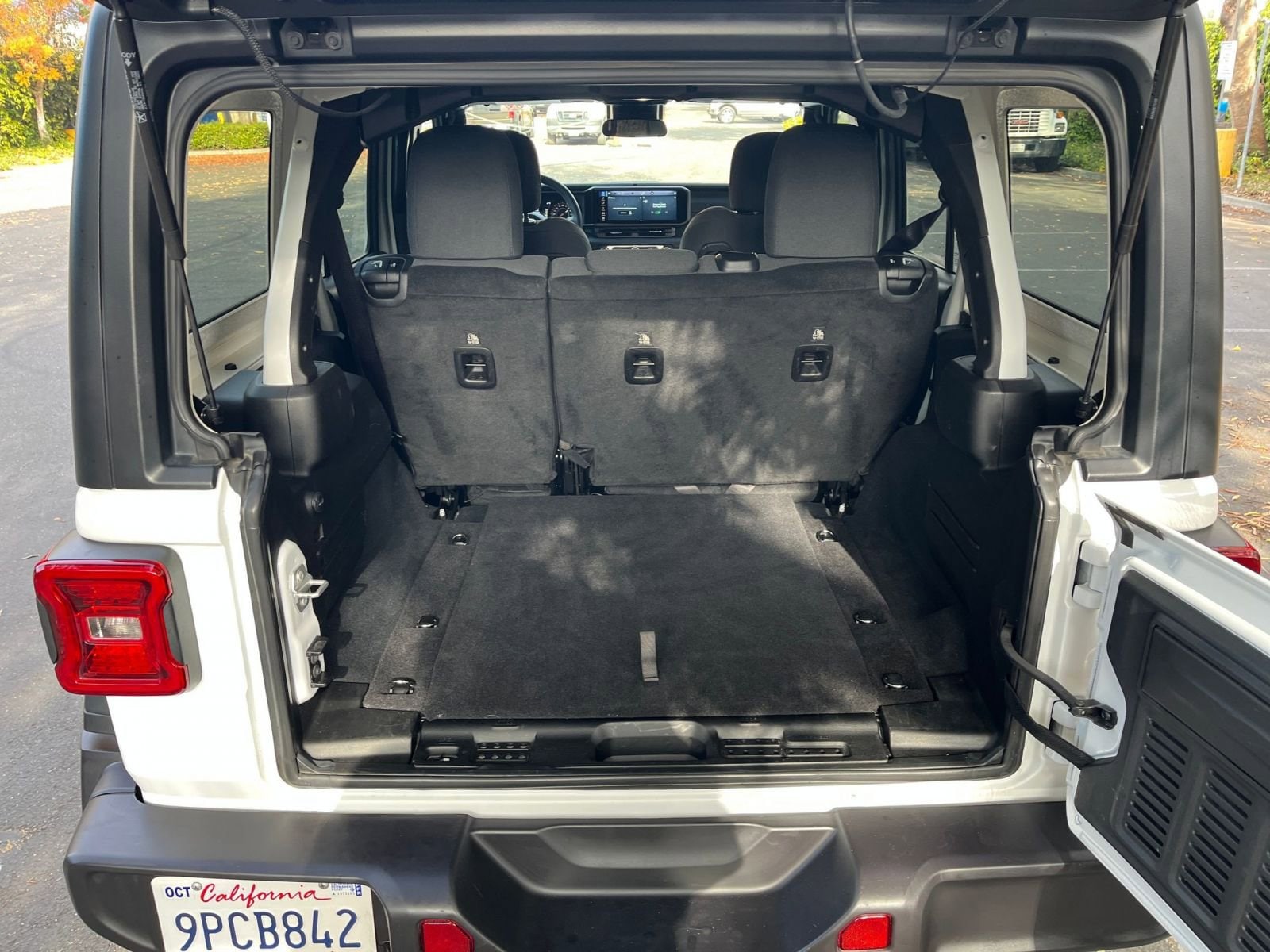 Thumbnail: 2025 Jeep Wrangler - 30