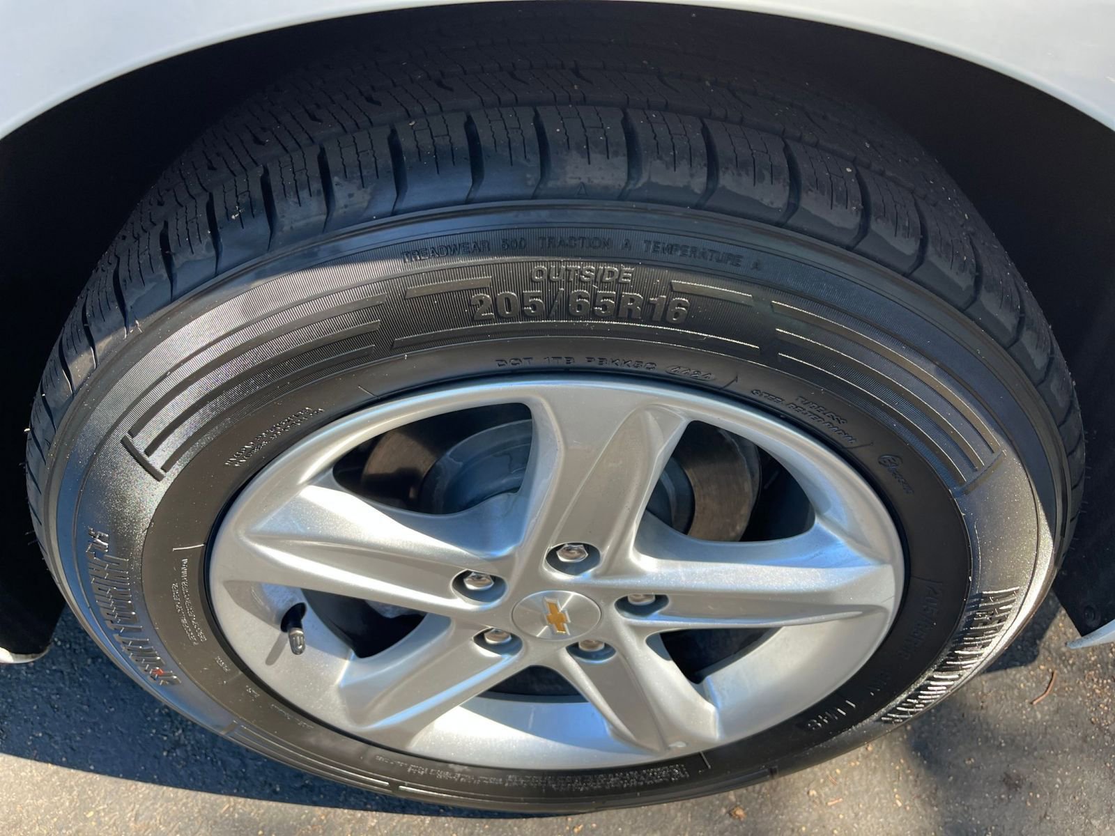 Thumbnail: 2024 Chevrolet Malibu - 29