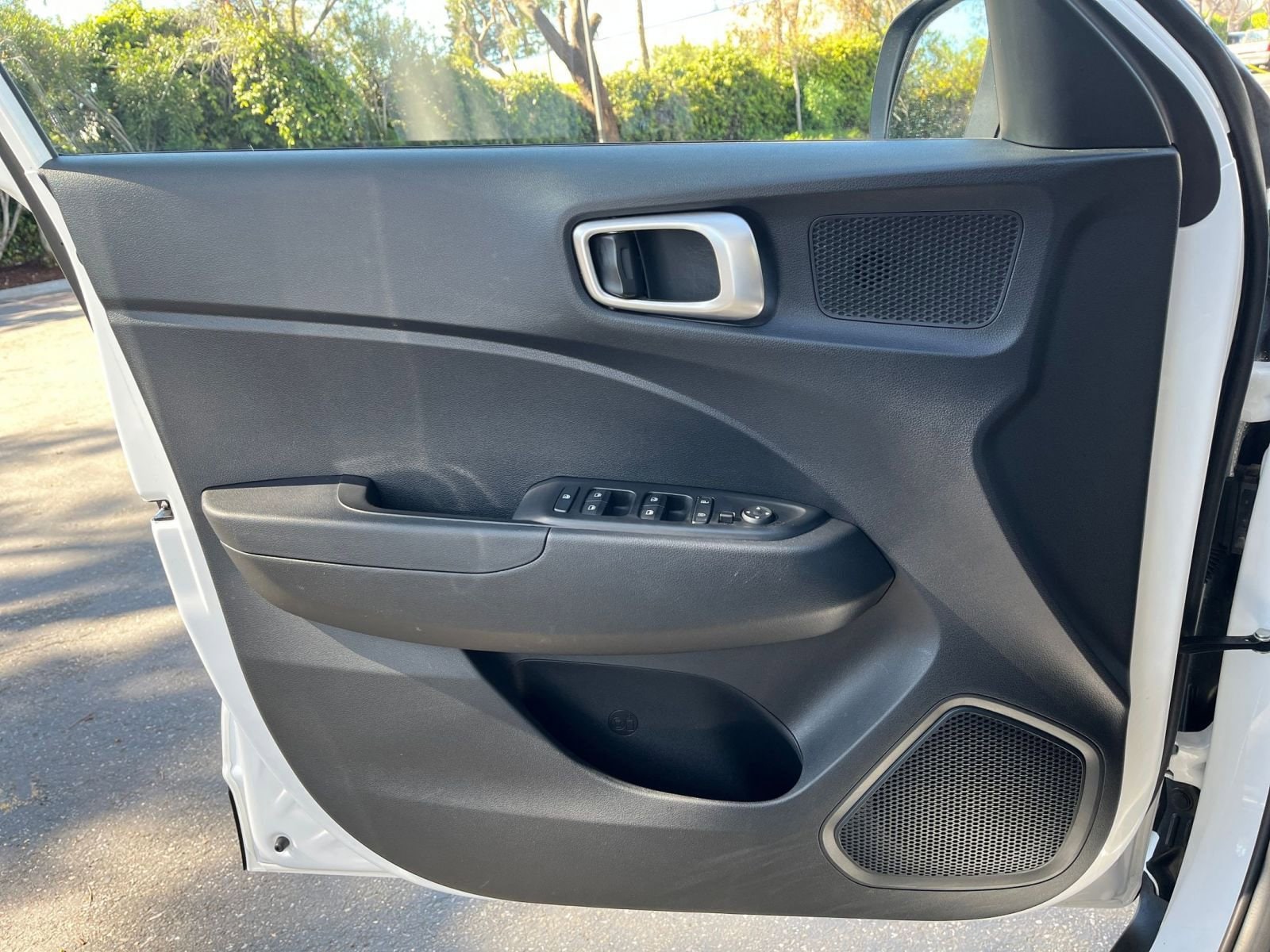 Thumbnail: 2025 Hyundai Venue - 18