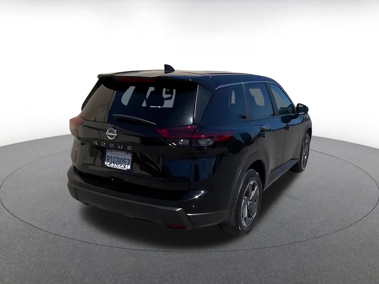 Thumbnail: 2025 Nissan Rogue - 11