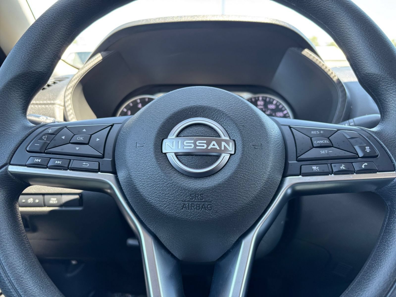 Thumbnail: 2025 Nissan Sentra - 25