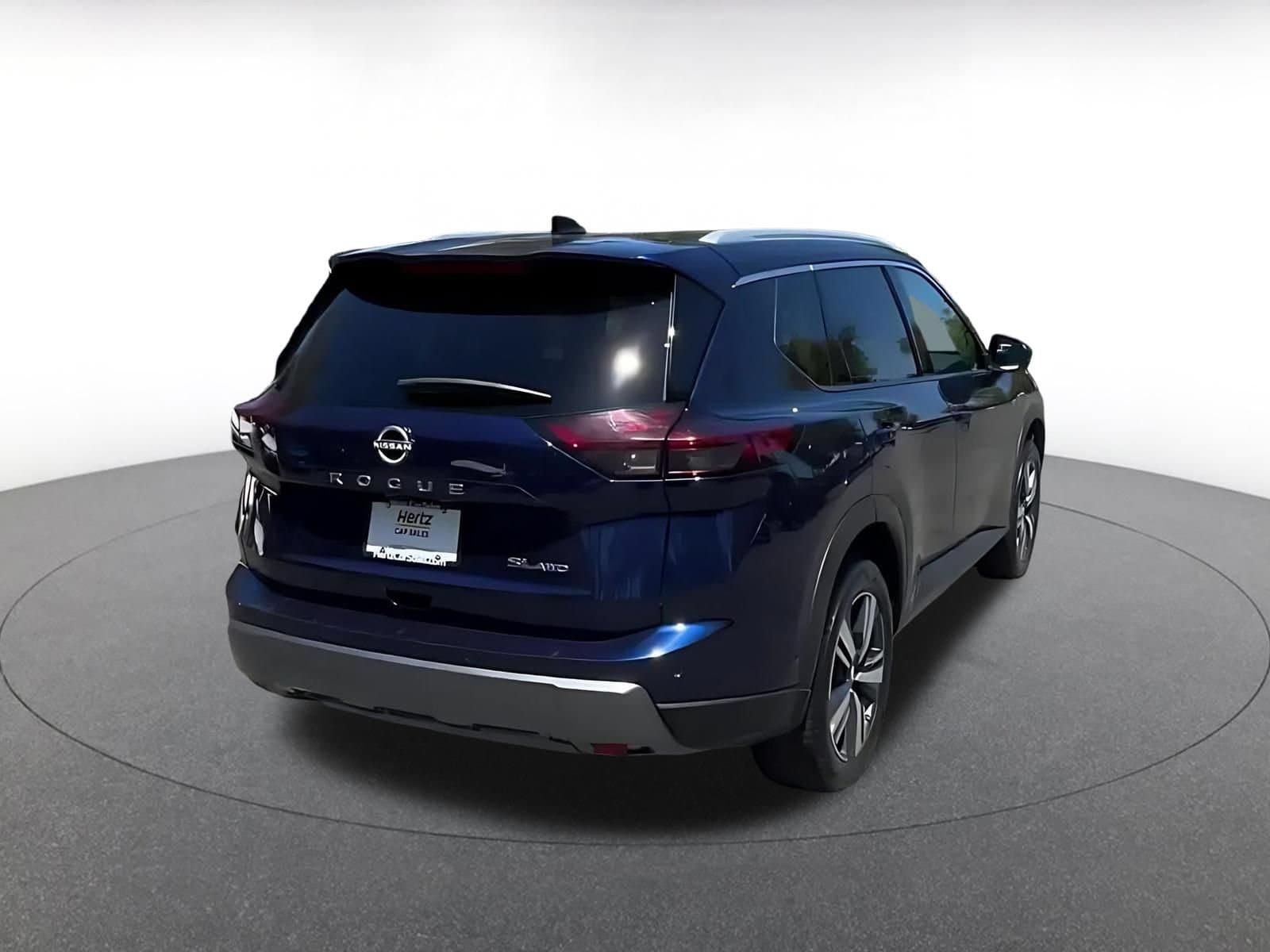 Thumbnail: 2026 Nissan Rogue - 14