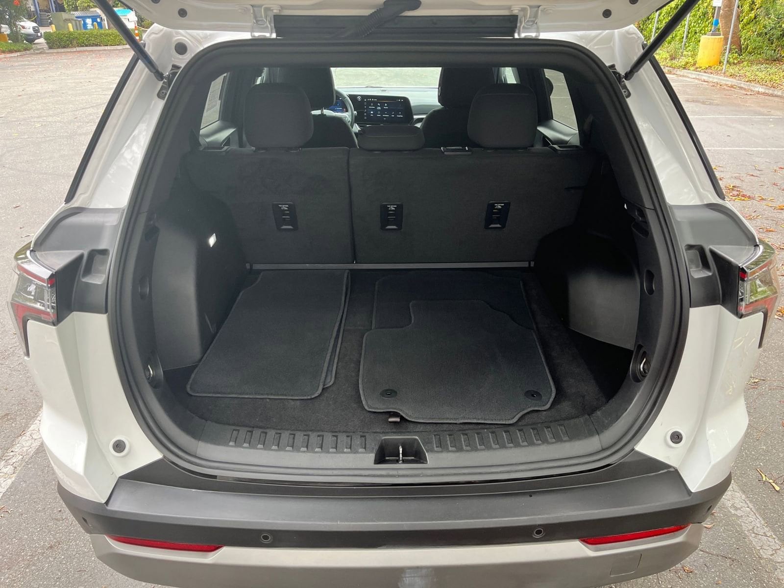 Thumbnail: 2025 Chevrolet Equinox - 29