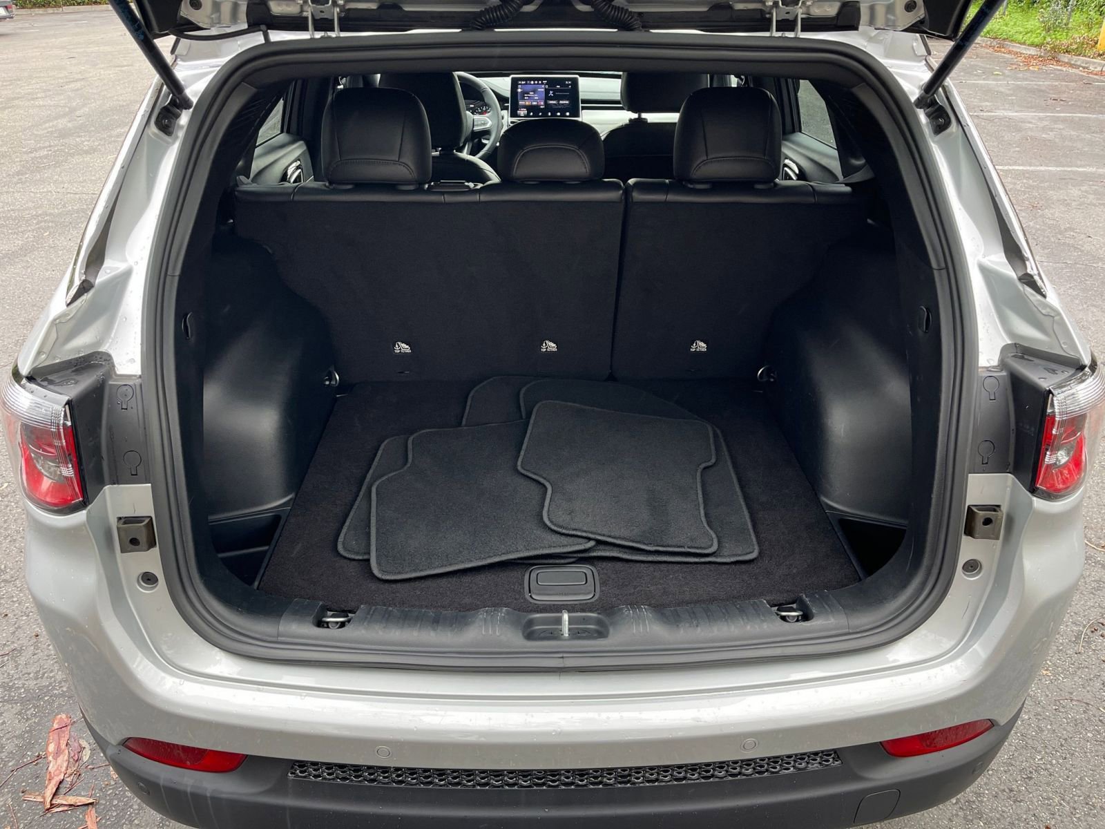 Thumbnail: 2025 Jeep Compass - 31