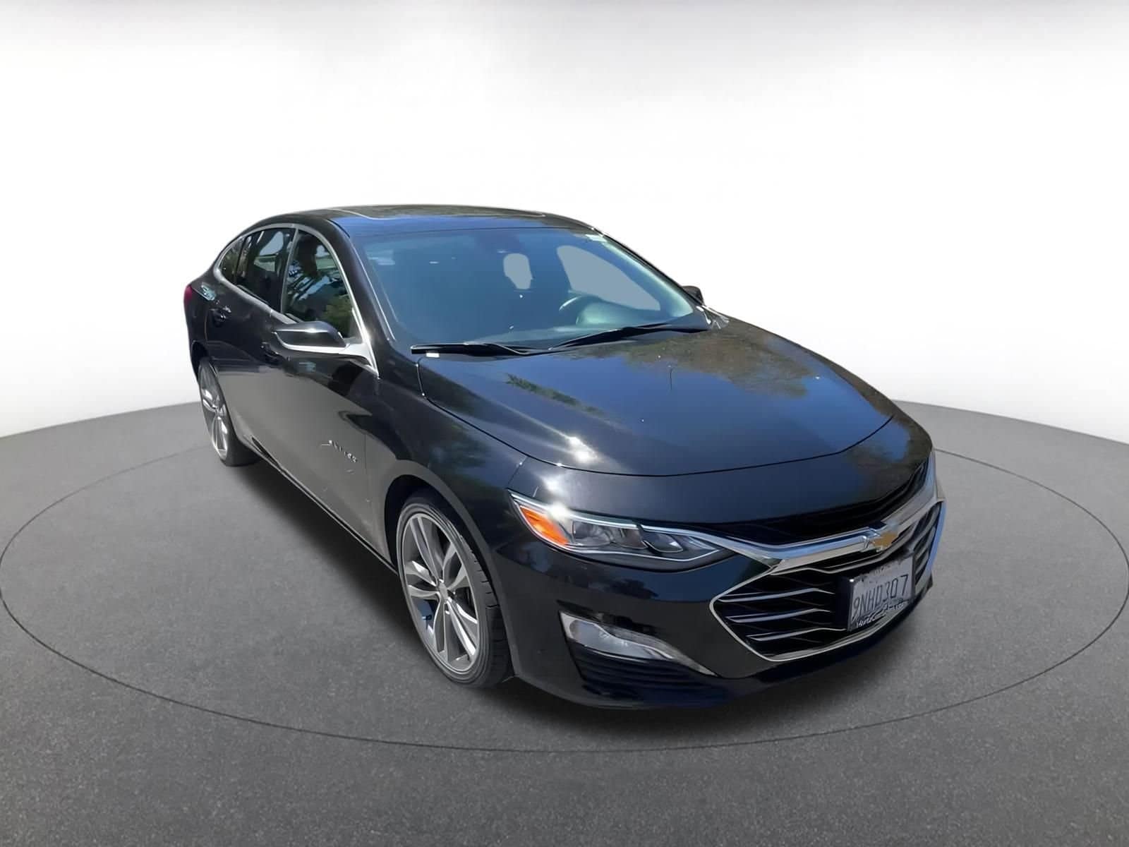 Thumbnail: 2024 Chevrolet Malibu - 3