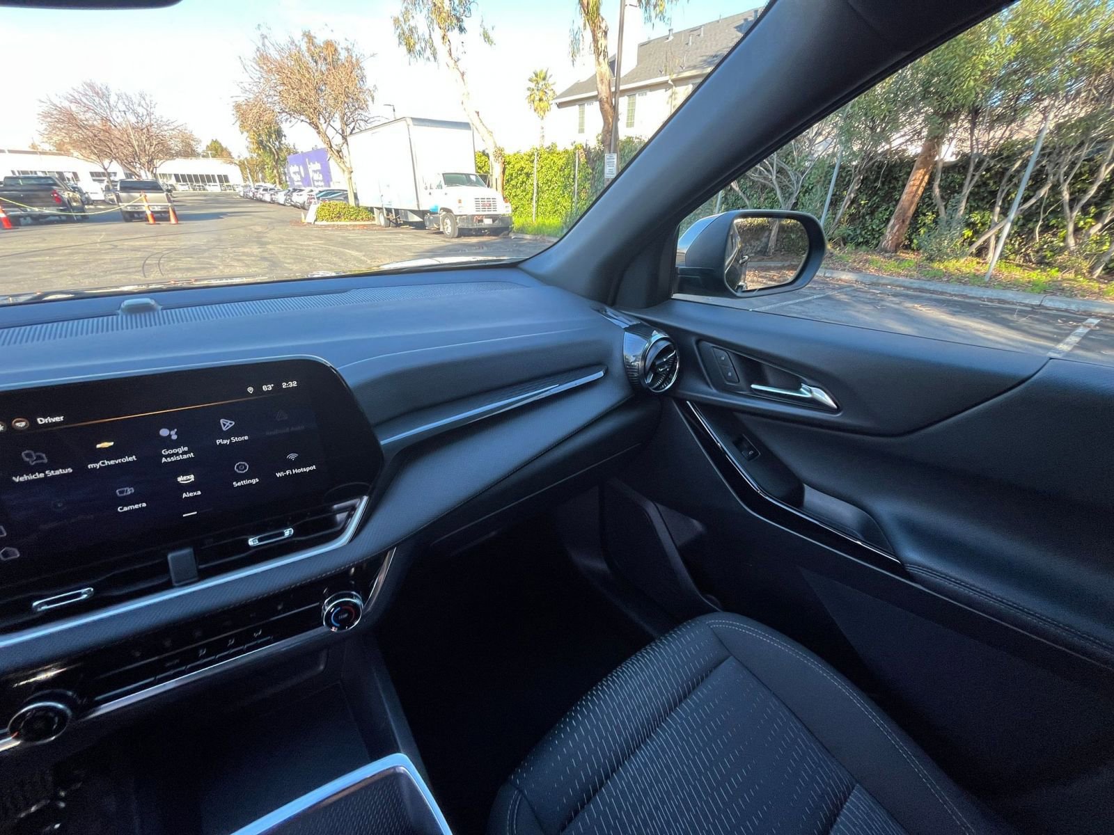 Thumbnail: 2025 Chevrolet Equinox - 33