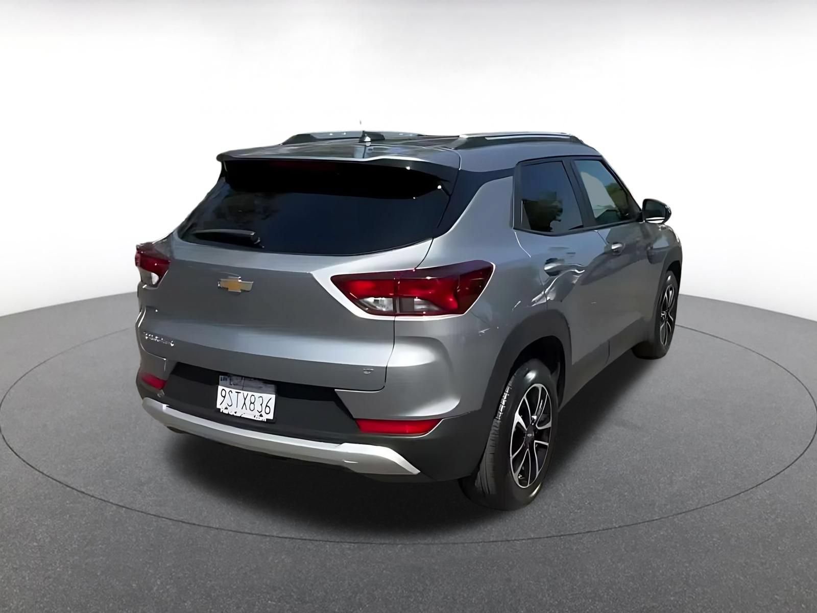 Thumbnail: 2025 Chevrolet TrailBlazer - 12
