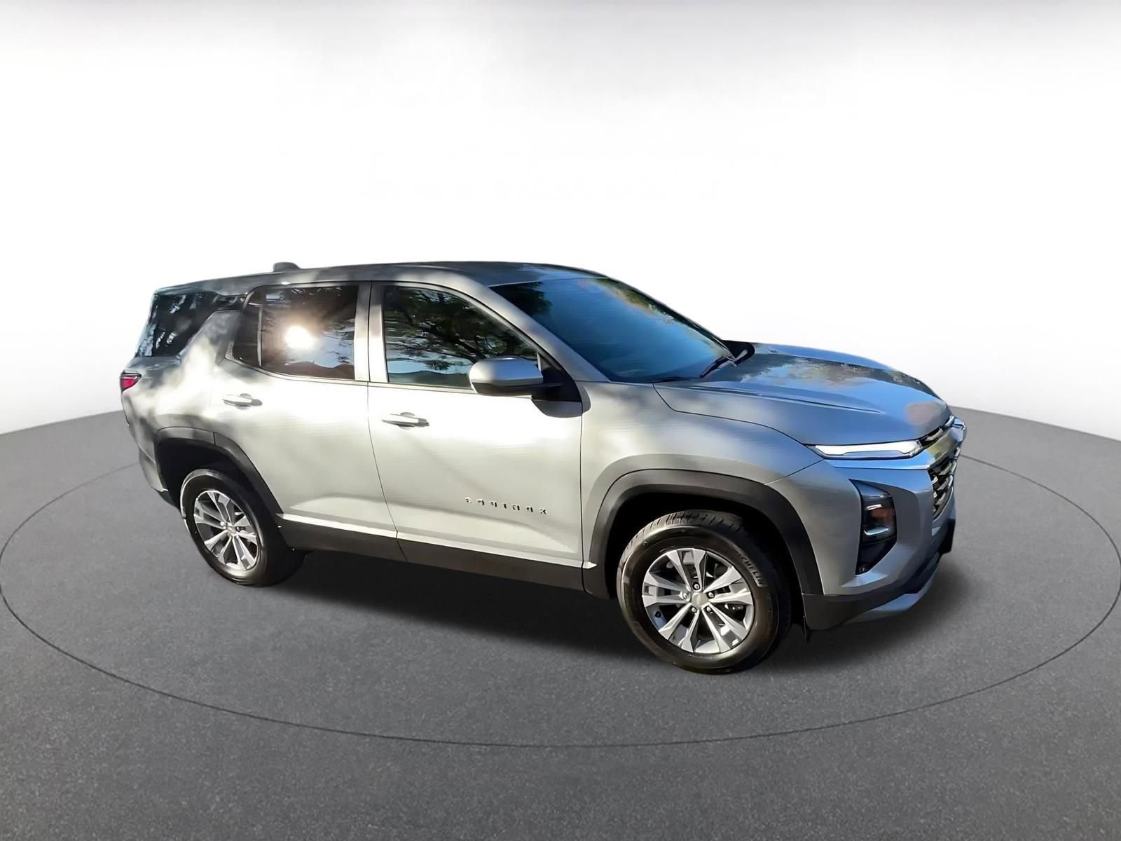 Thumbnail: 2025 Chevrolet Equinox - 2