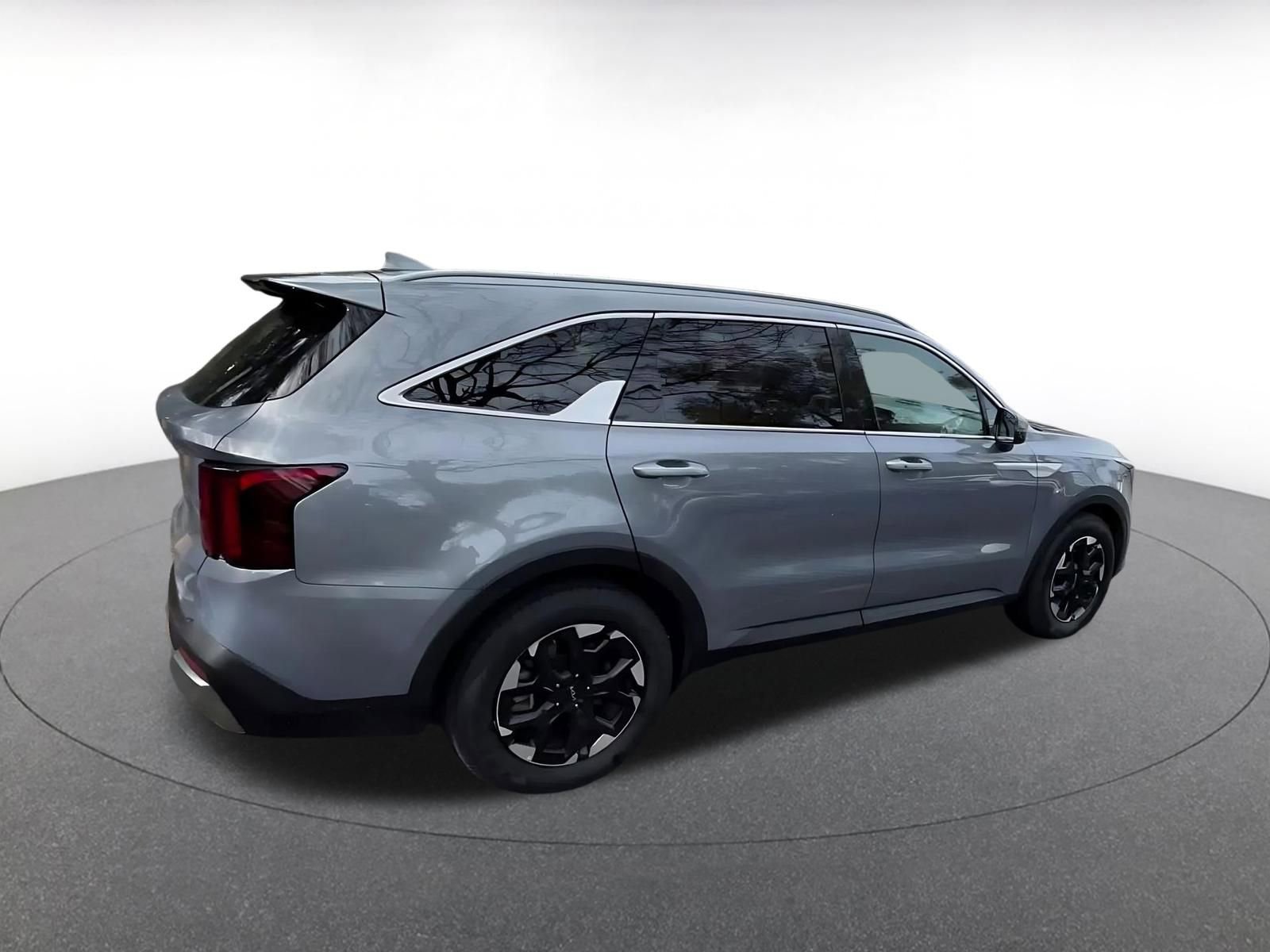 Thumbnail: 2024 Kia Sorento - 15