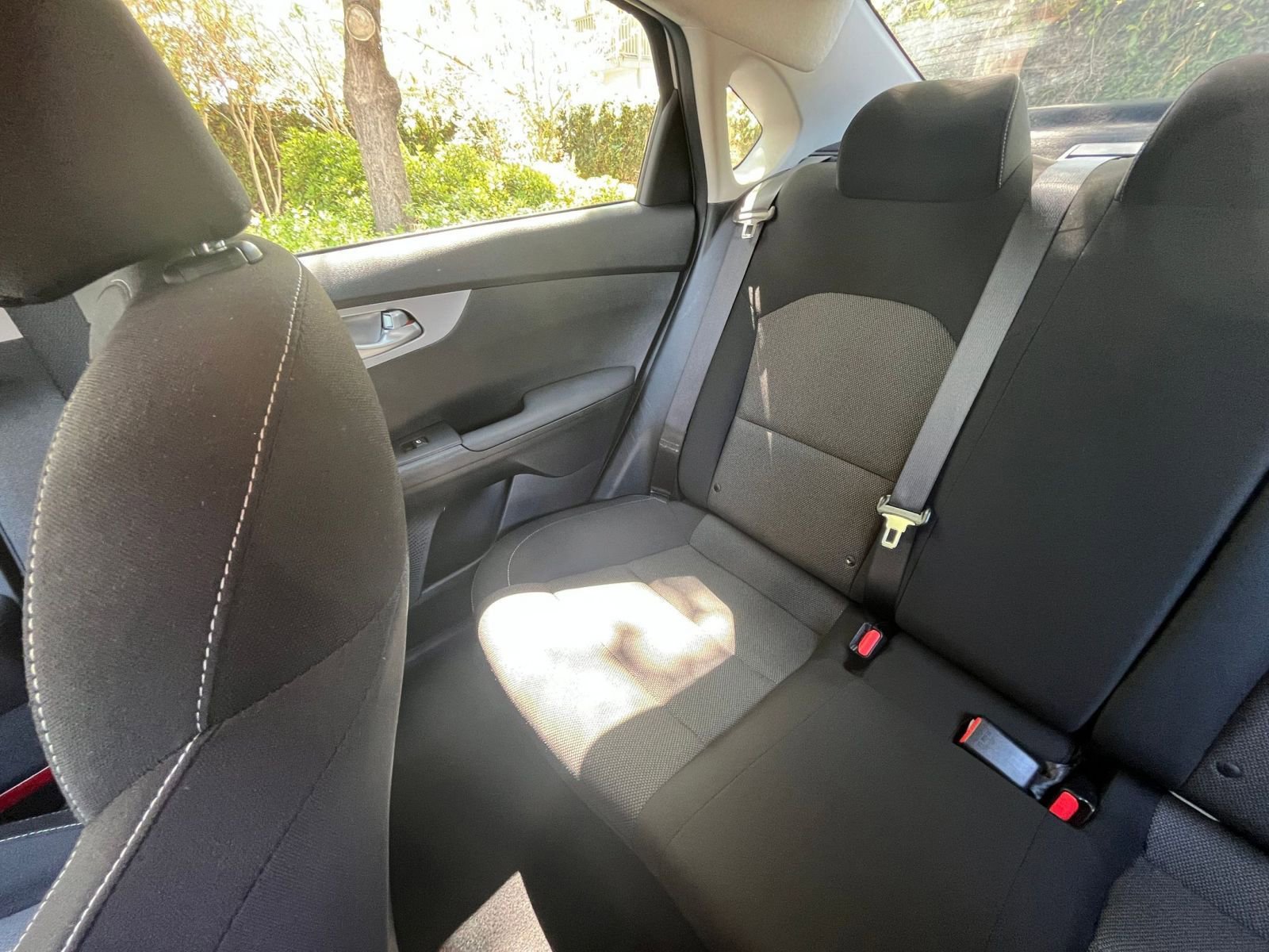Thumbnail: 2024 Kia Forte - 32