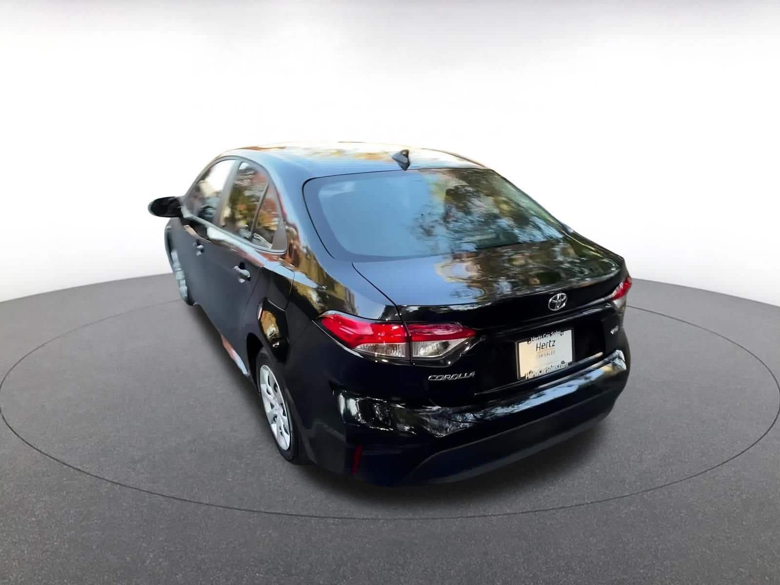 Thumbnail: 2025 Toyota Corolla - 11