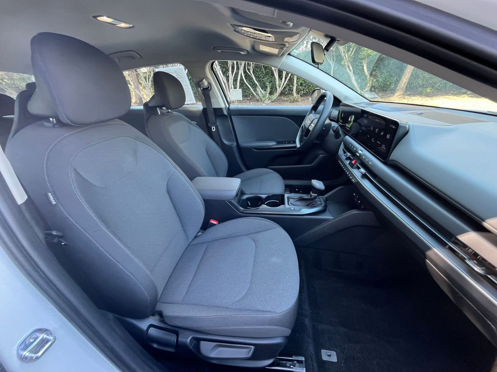 Thumbnail: 2025 Kia K4 - 35