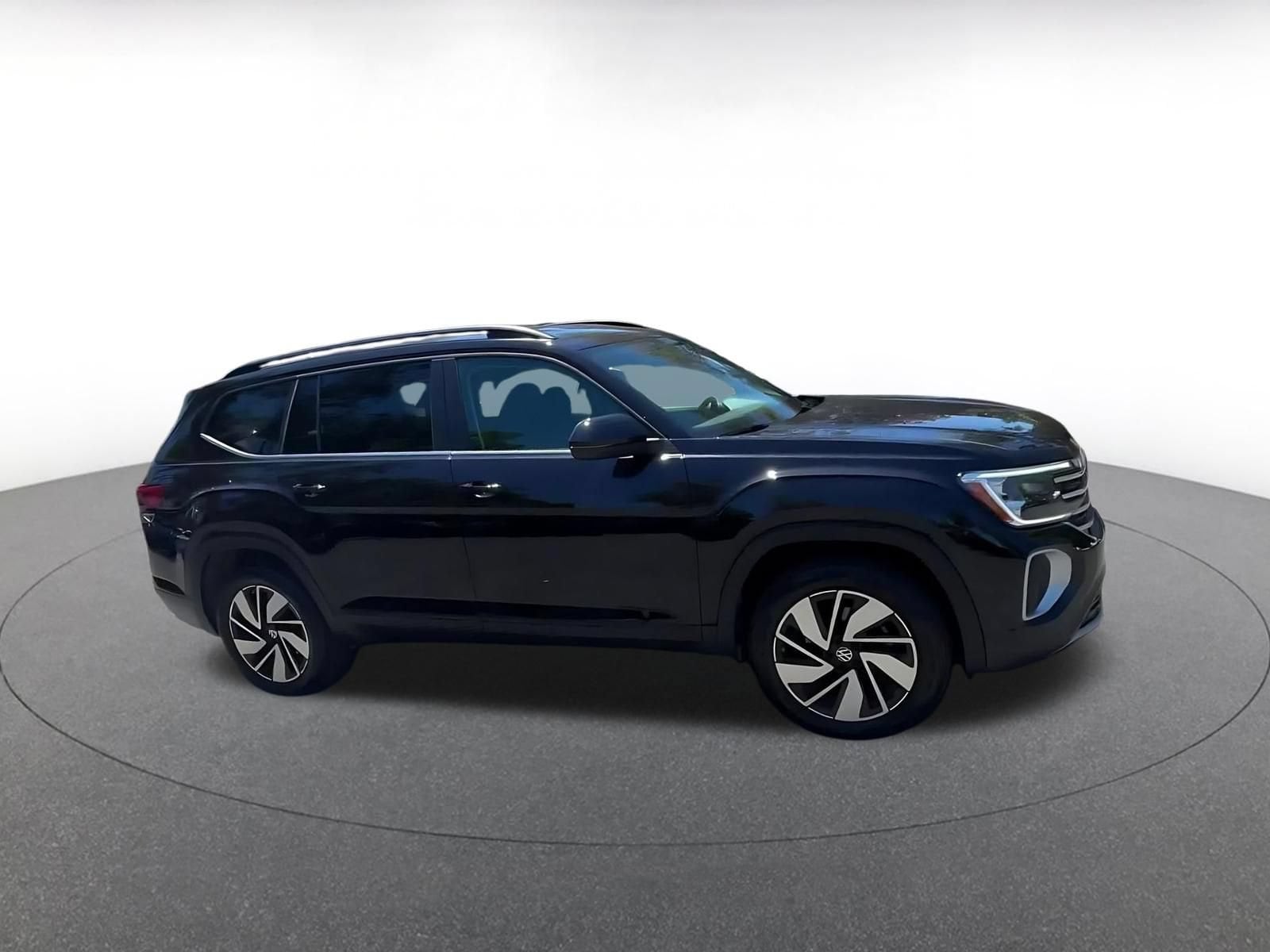 Thumbnail: 2026 Volkswagen Atlas - 2