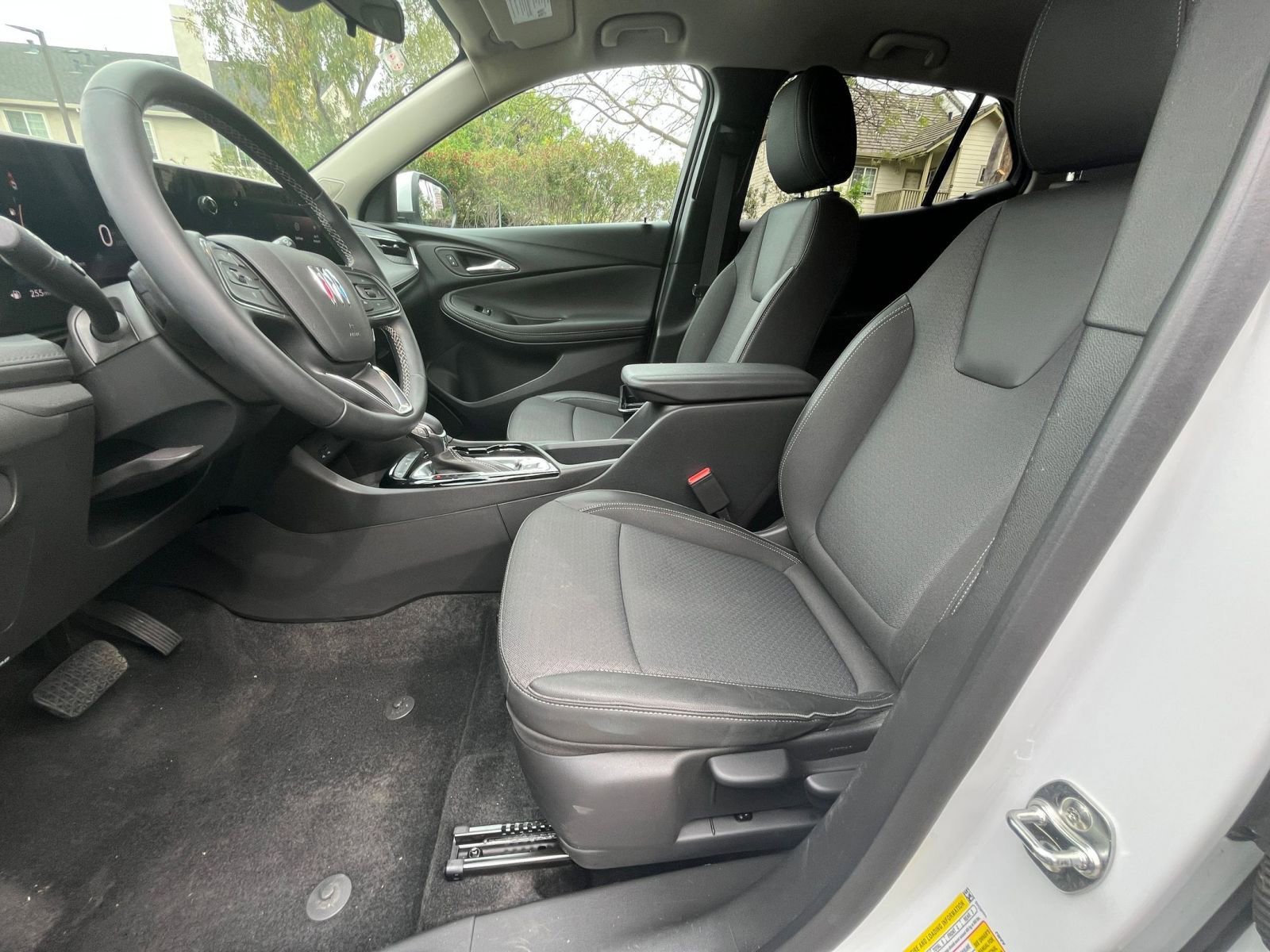 Thumbnail: 2025 Buick Encore GX - 25