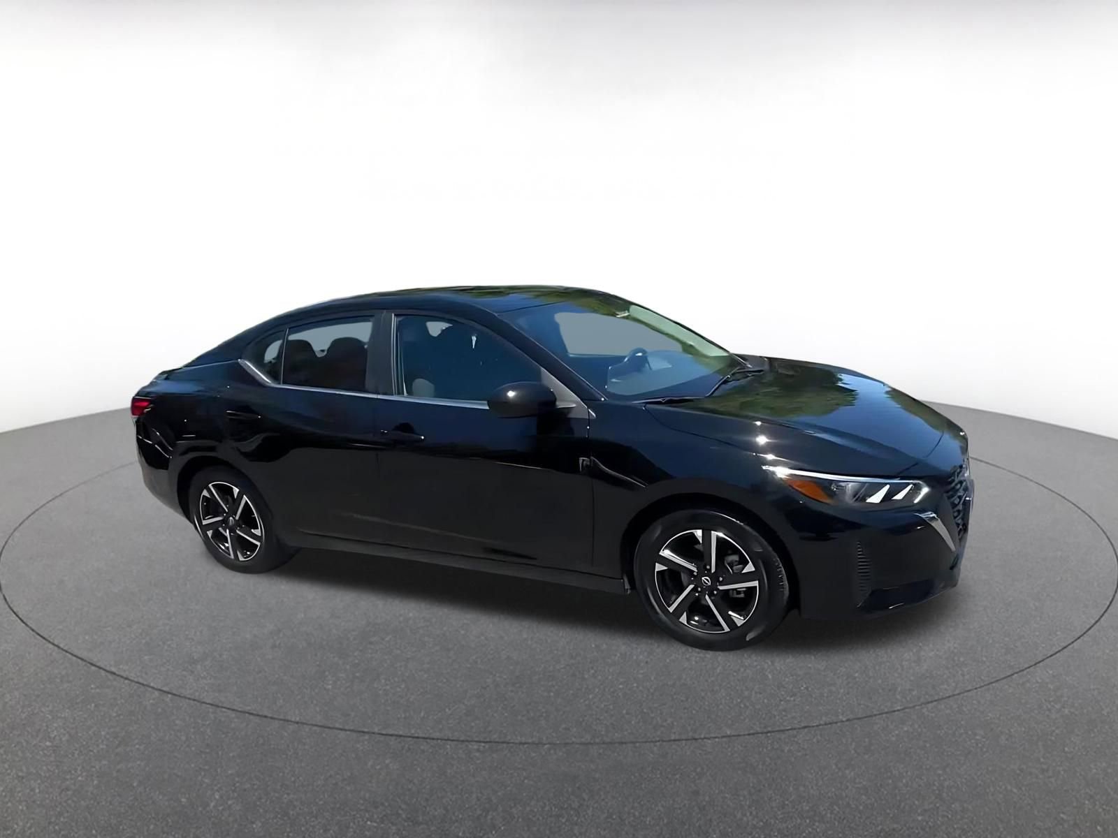 Thumbnail: 2025 Nissan Sentra - 2