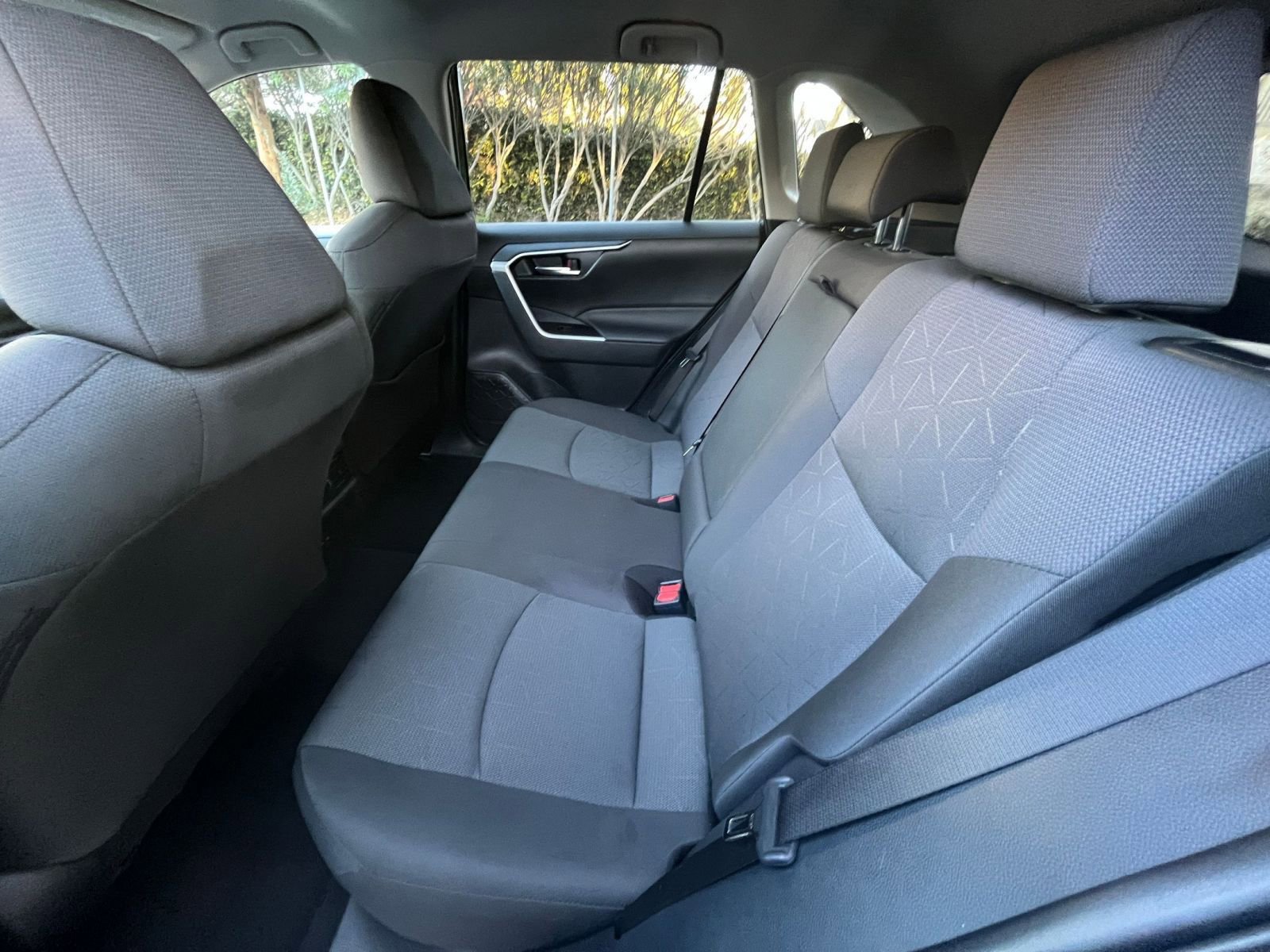 Thumbnail: 2025 Toyota RAV4 - 24