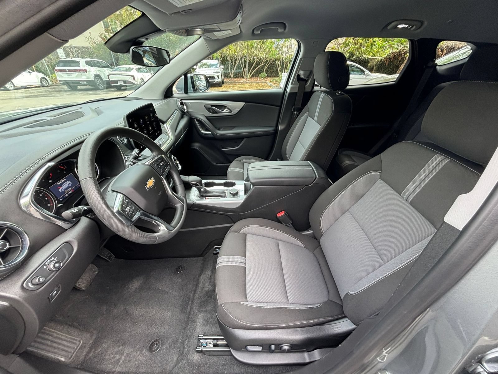 Thumbnail: 2026 Chevrolet Blazer - 27