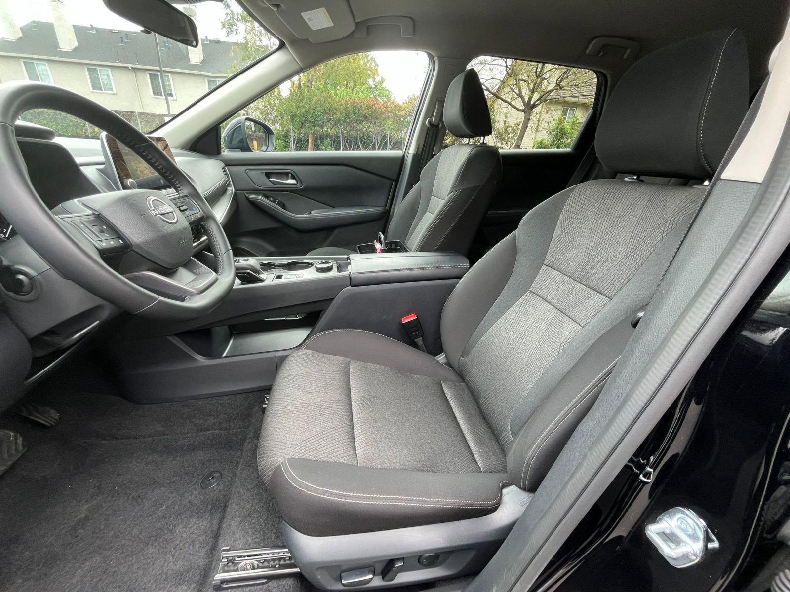 Thumbnail: 2025 Nissan Rogue - 29