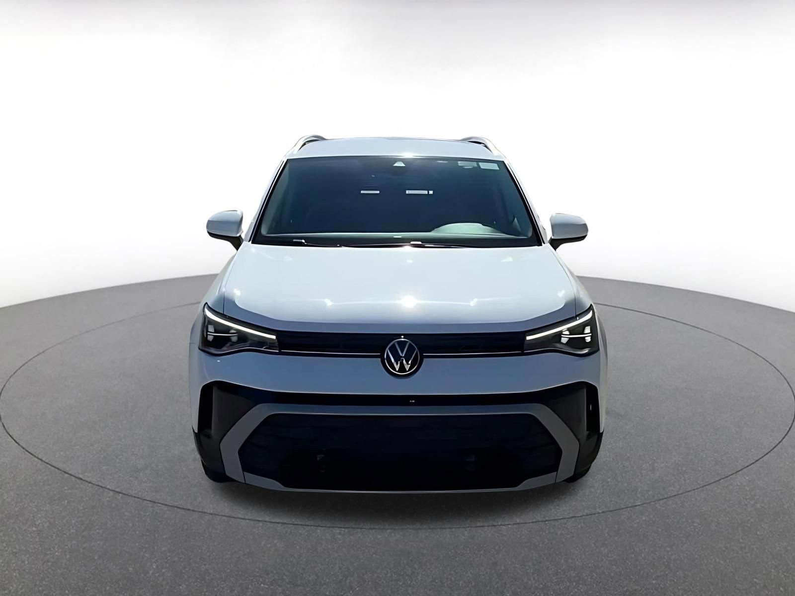 Thumbnail: 2025 Volkswagen Taos - 4