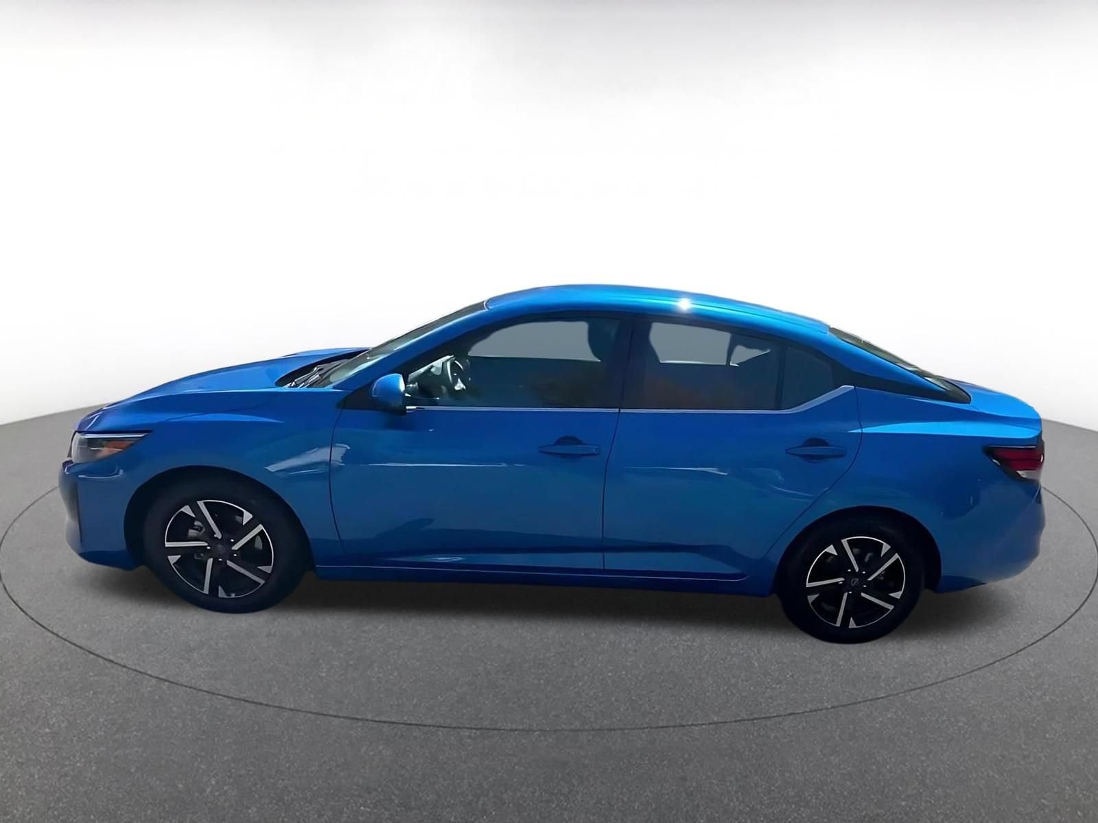 Thumbnail: 2025 Nissan Sentra - 9